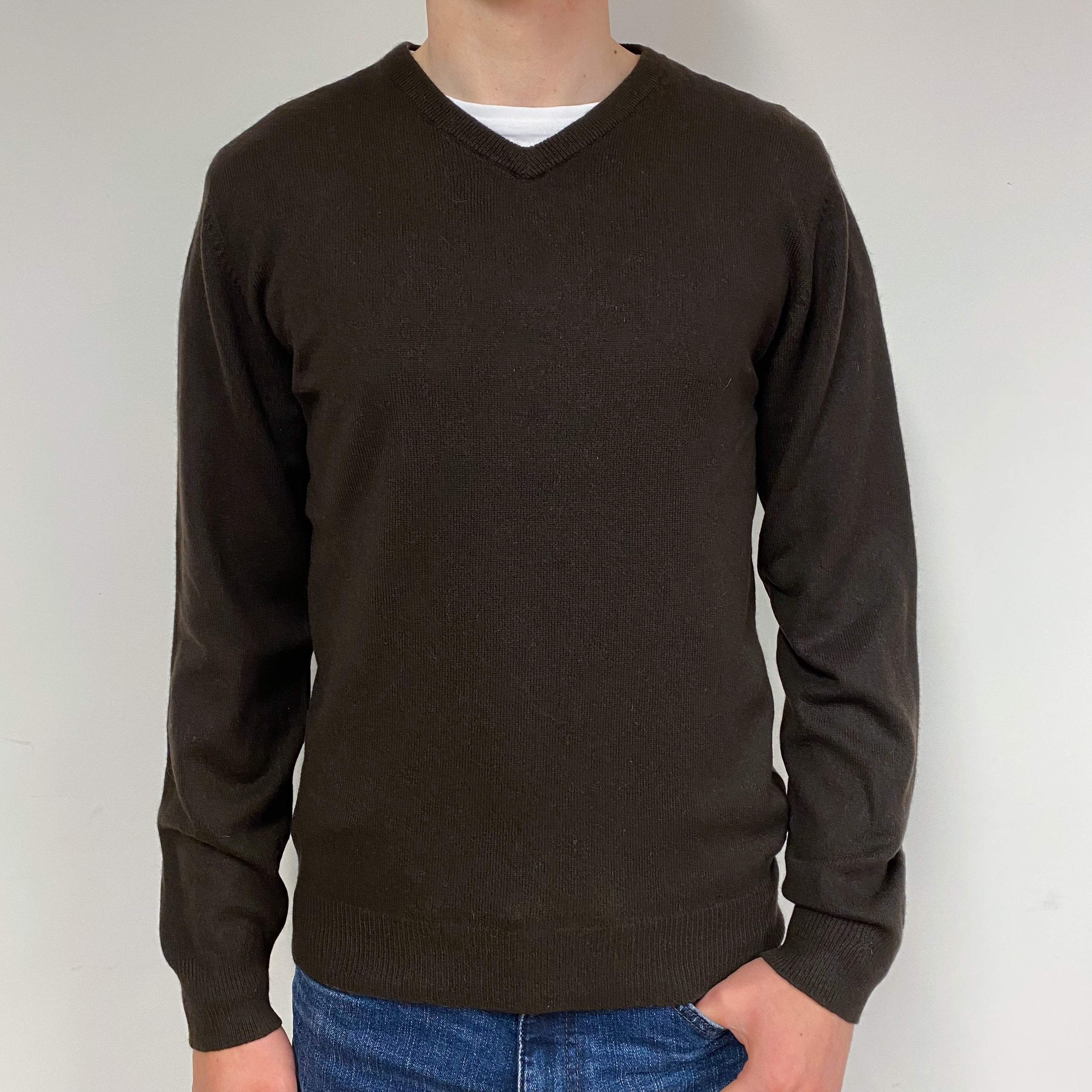 Men's Chocolate Brown Cashmere V-Neck Jumper