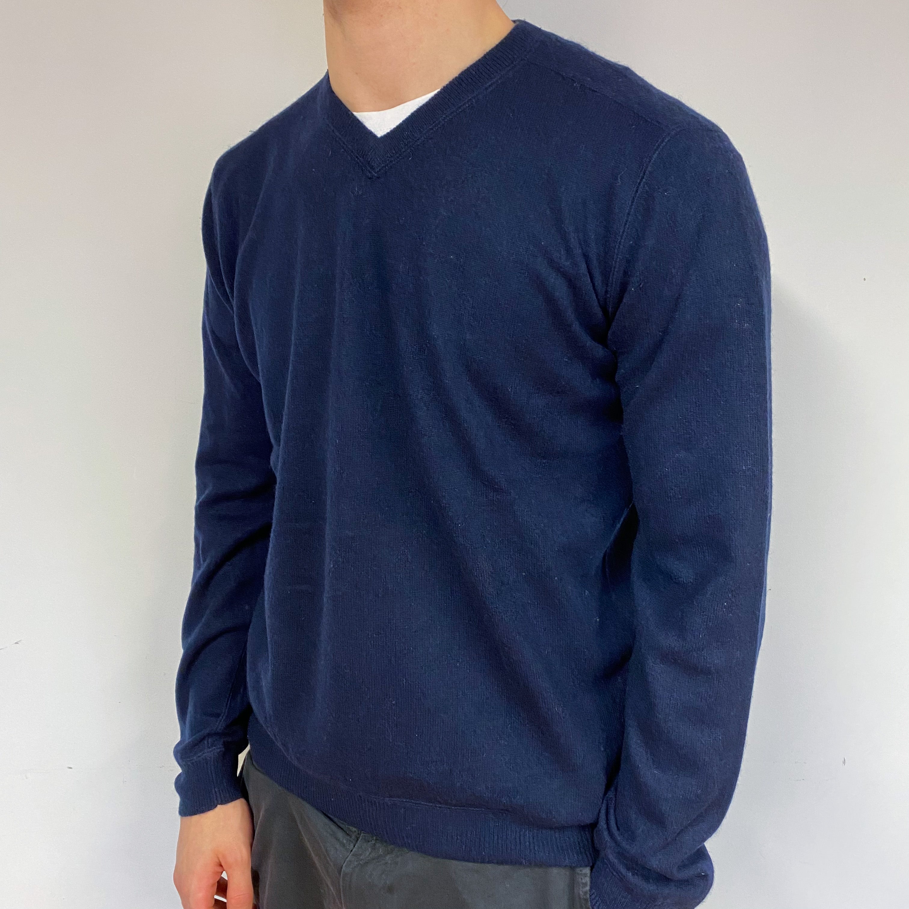 Men's Navy Blue Cashmere V-Neck Jumper Medium