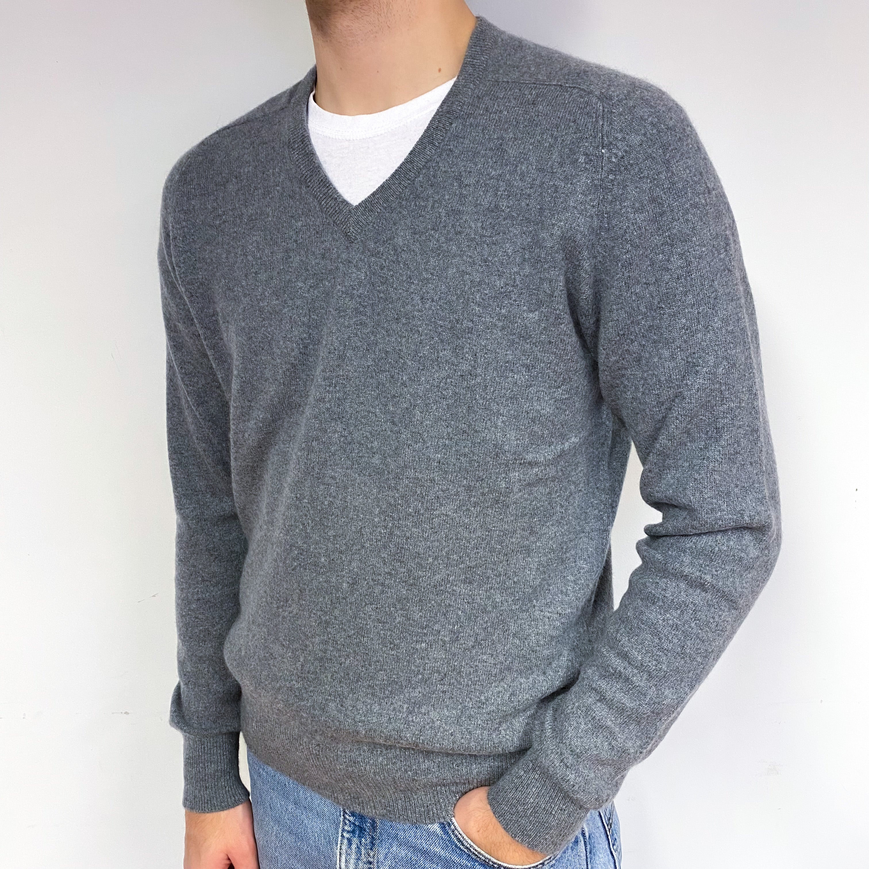 Men's Steel Grey Cashmere V-Neck Jumper Medium