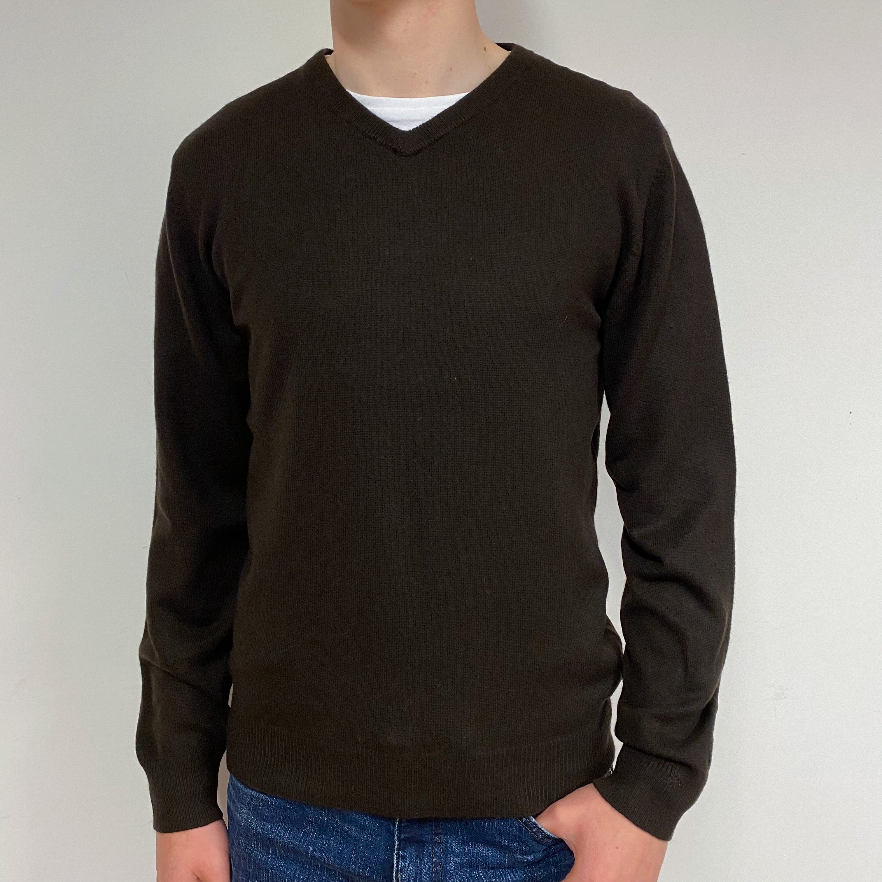 Men's Chocolate Brown Cashmere V-Neck Jumper