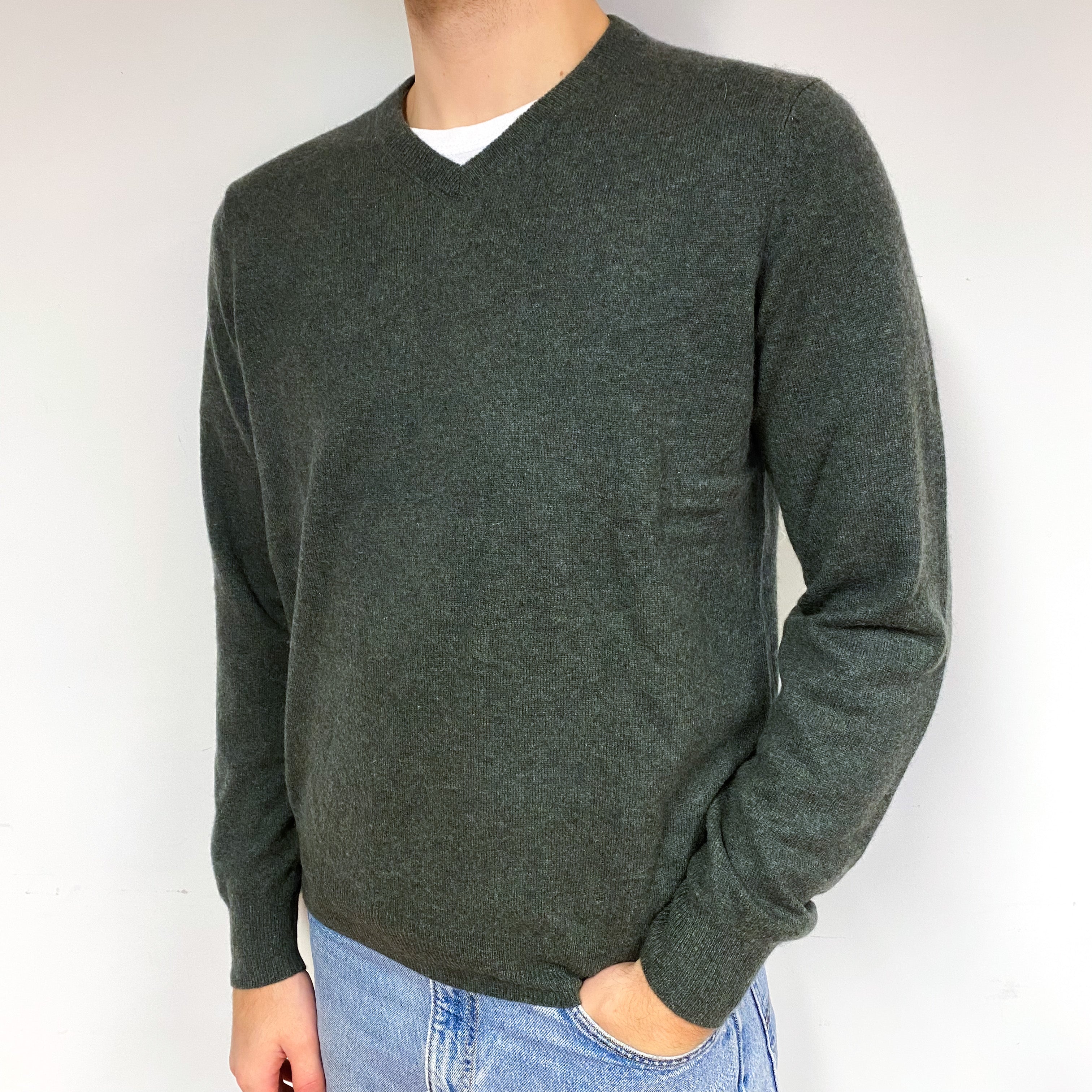 Men's Moss Green Cashmere V-Neck Jumper Large