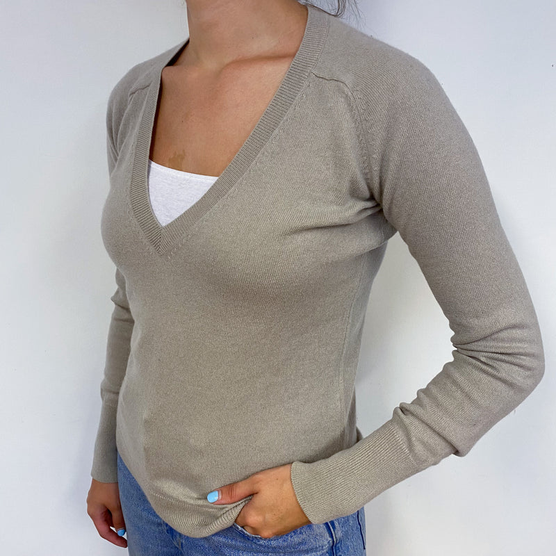 Fawn Beige Cashmere V-Neck Jumper