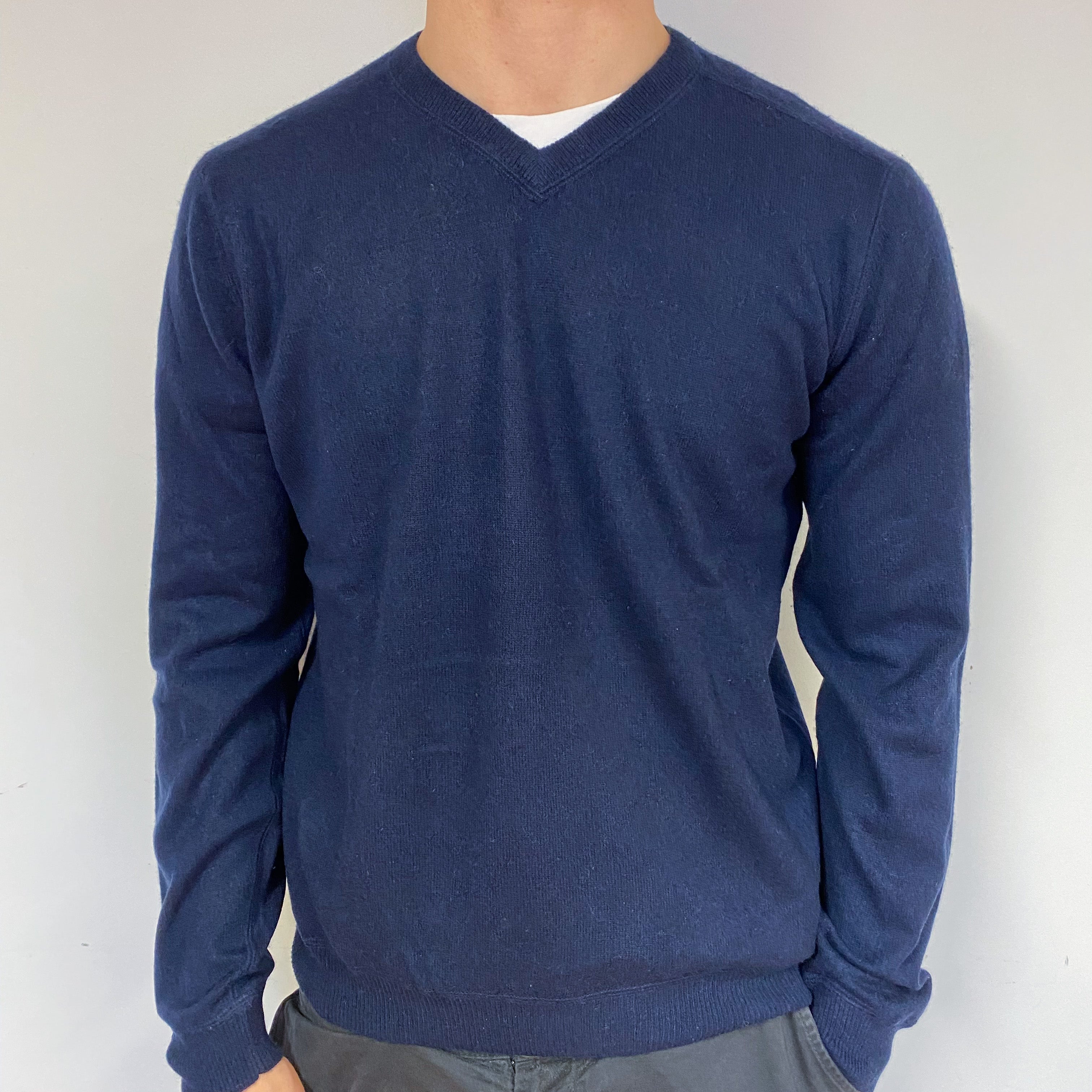 Men's Navy Blue Cashmere V-Neck Jumper Medium