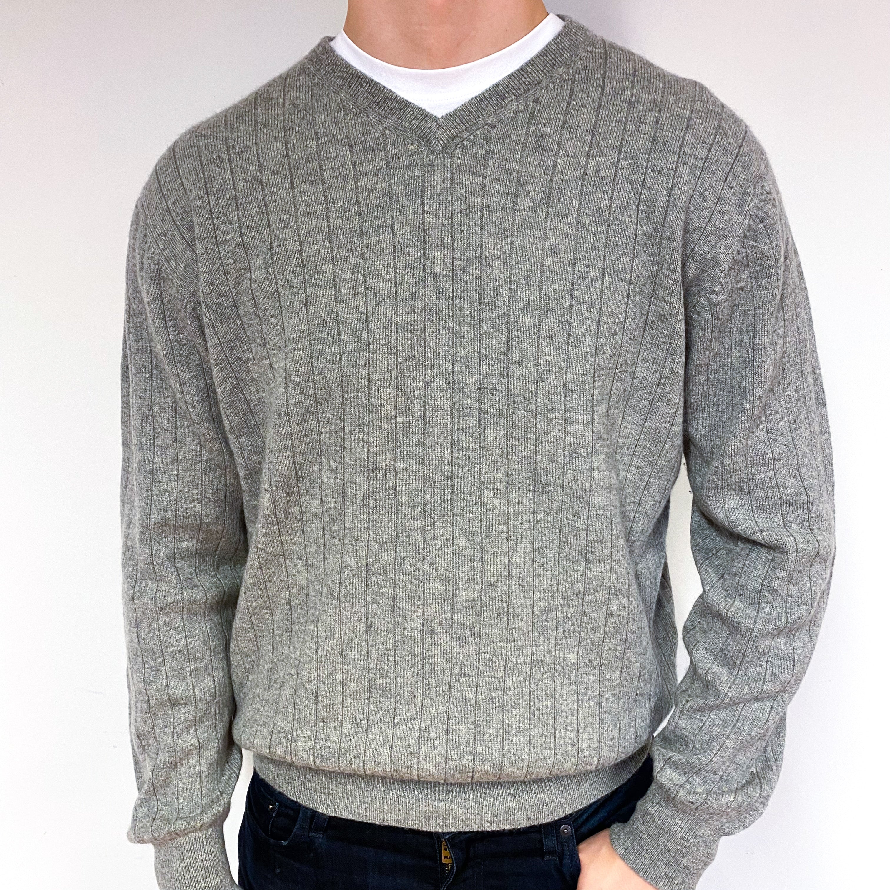 Men's Smoke Grey Ribbed Cashmere V-Neck Jumper Extra Large