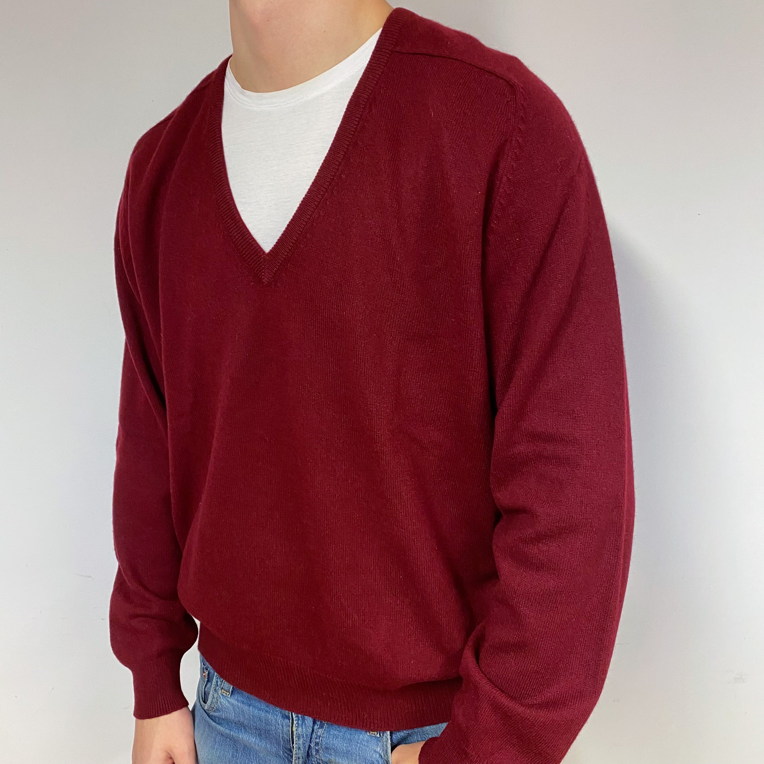 Men's Wine Red Cashmere V-Neck Jumper Extra Extra Large