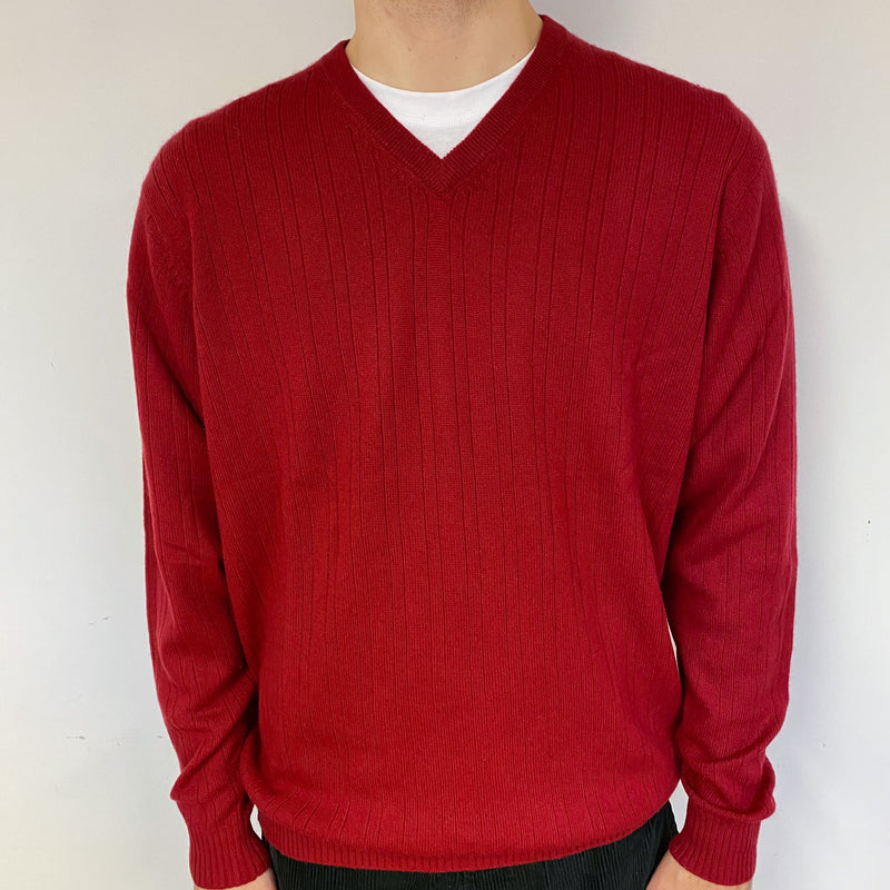 Men's Crimson Red Cashmere V-Neck Jumper Large