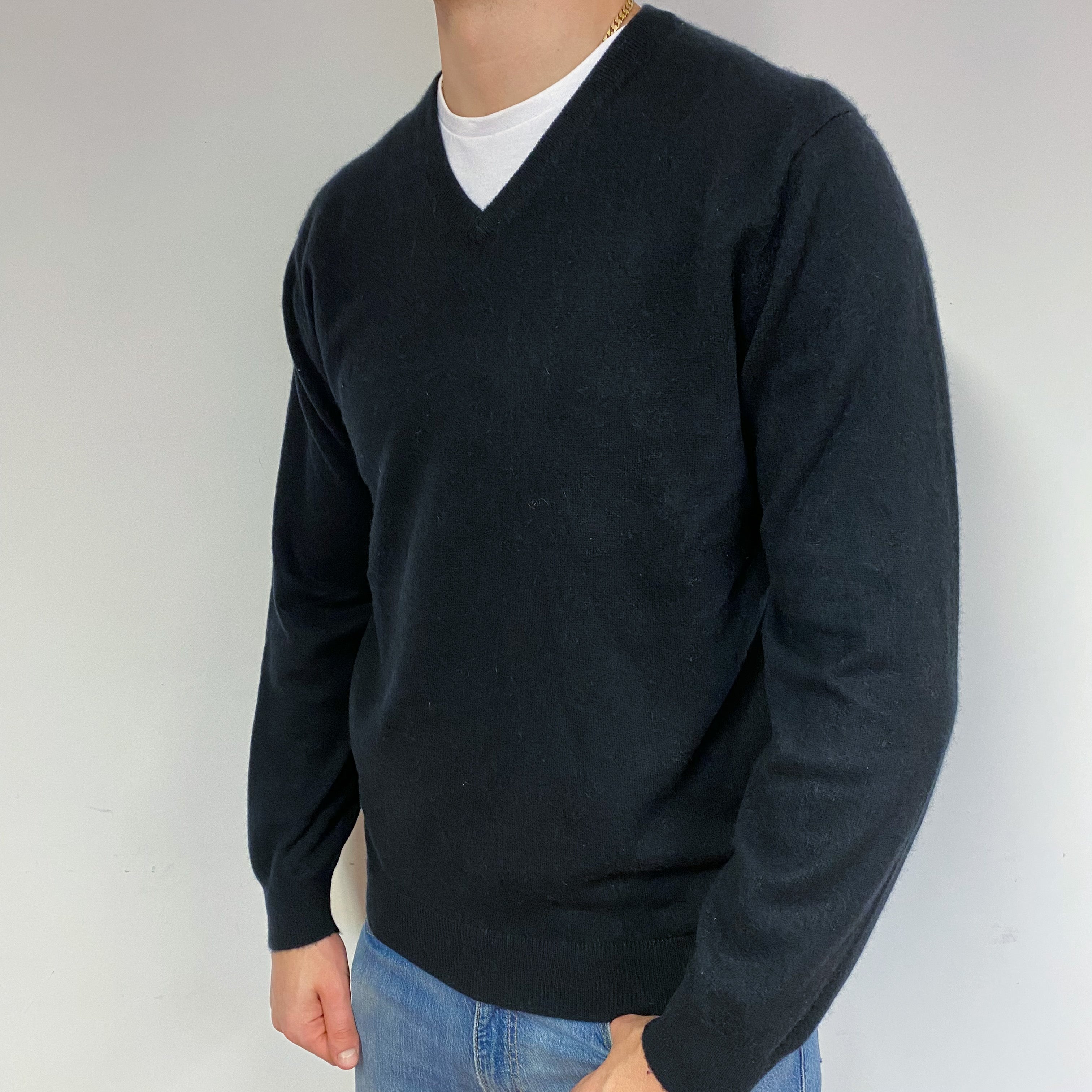 Men's Black Cashmere V-Neck Jumper XXL Slim