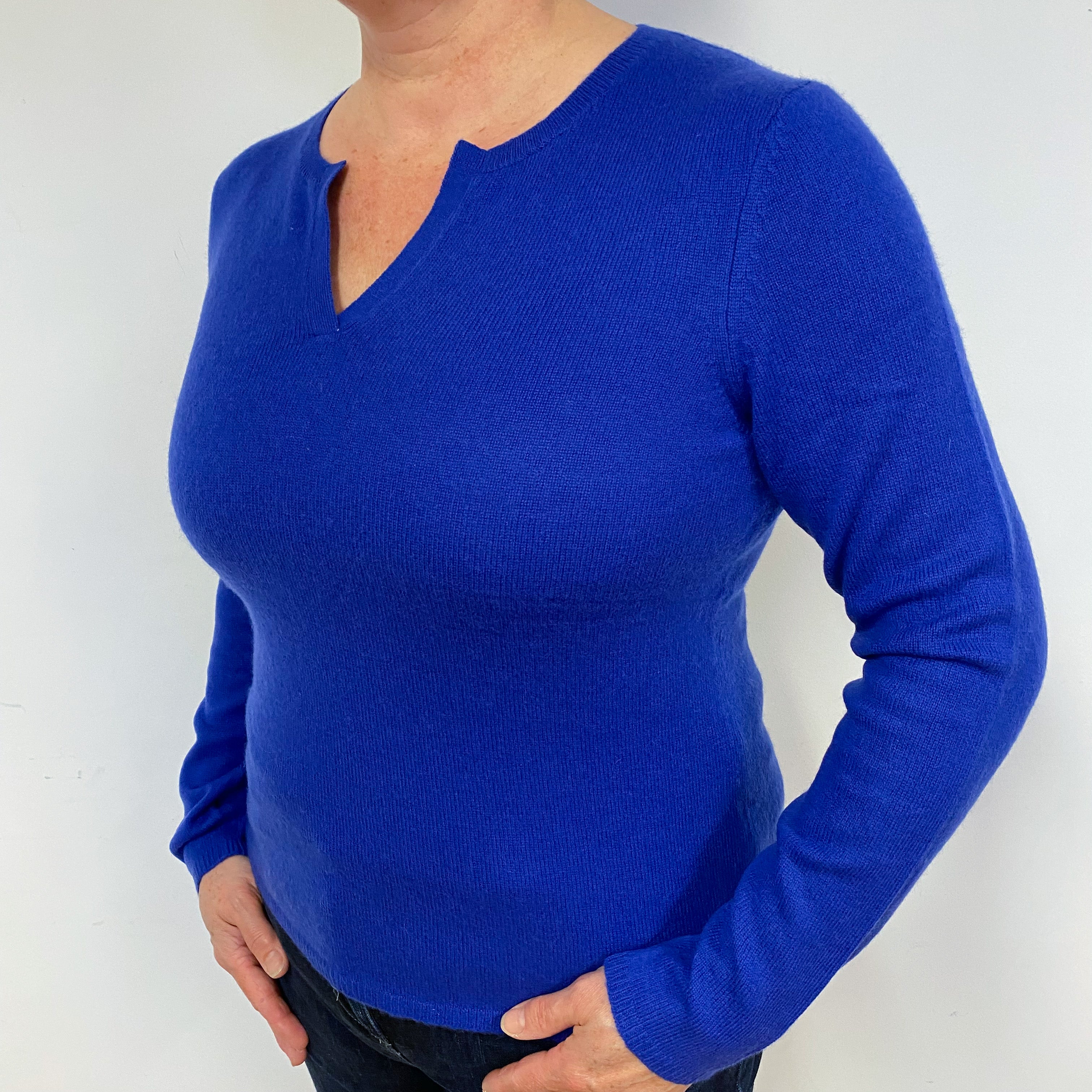 Indigo Blue Cashmere V-Neck Jumper Large/Petite.