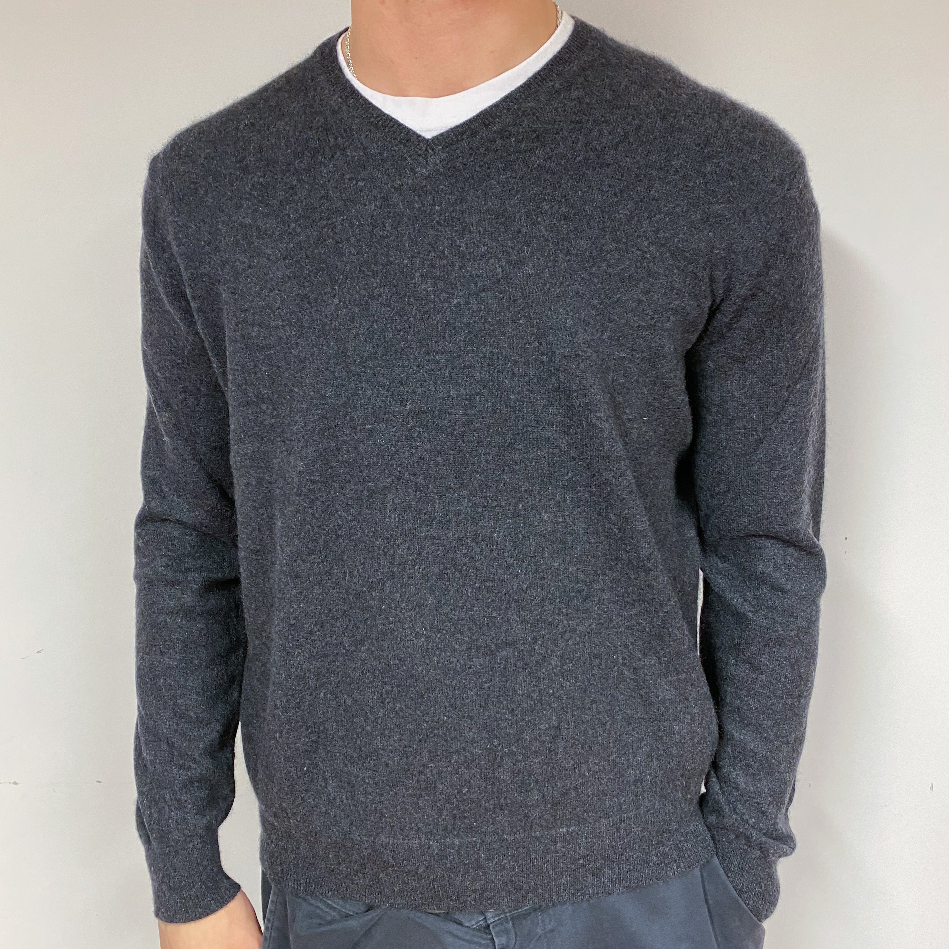 Men's Charcoal Cashmere V-Neck Jumper Large