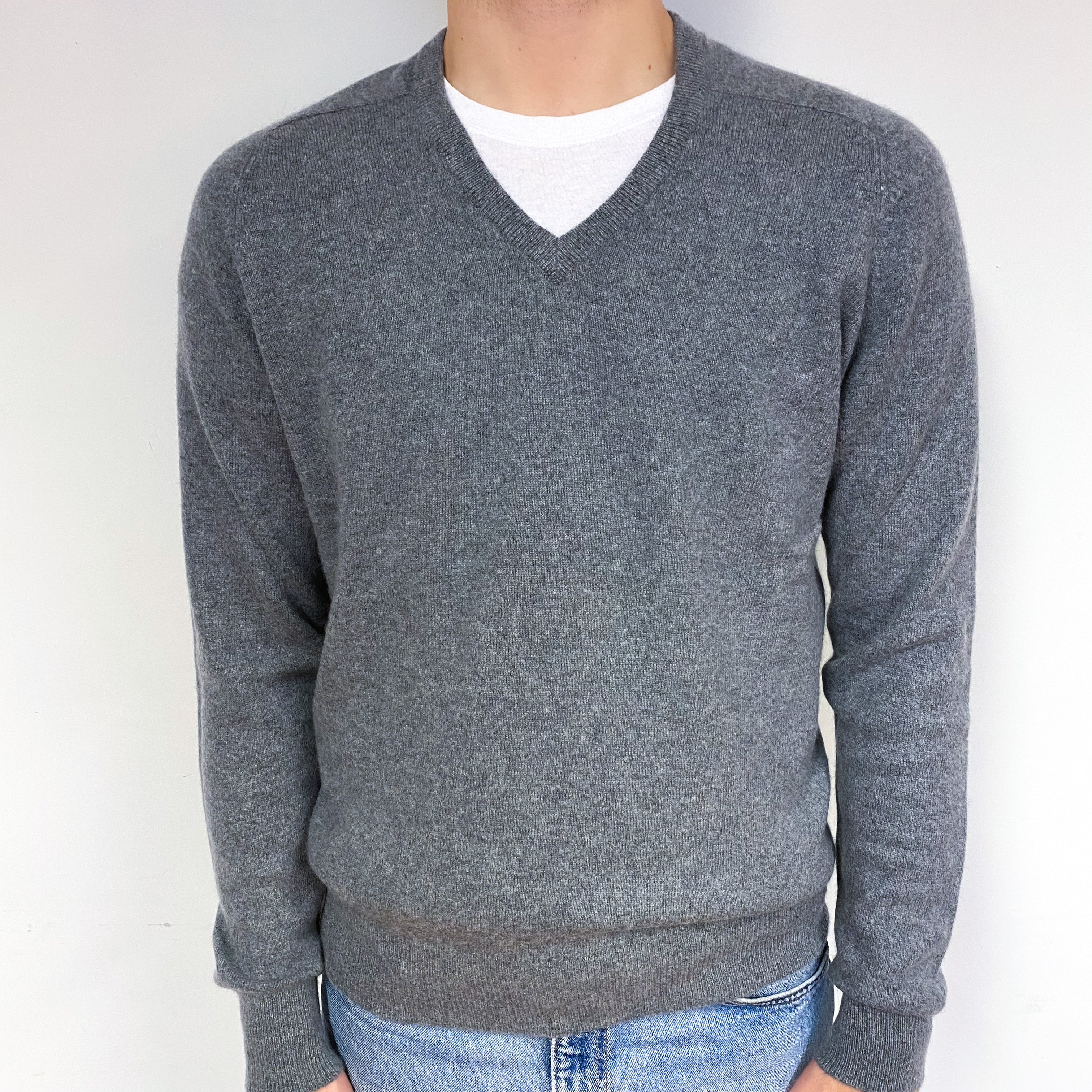 Men's Steel Grey Cashmere V-Neck Jumper Medium