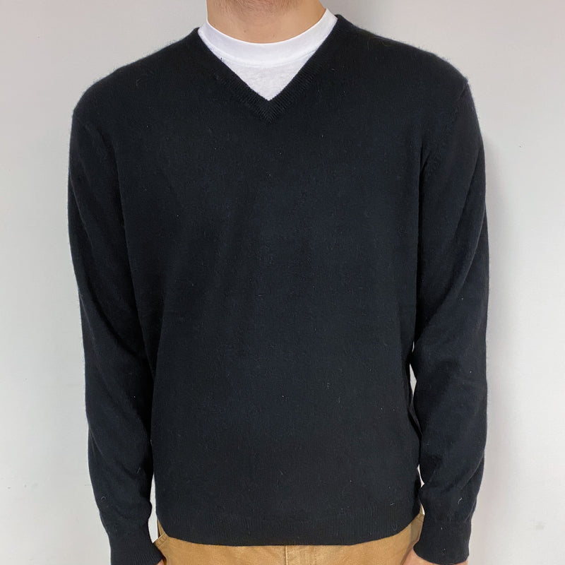 Men's Black Cashmere V-Neck Jumper Large