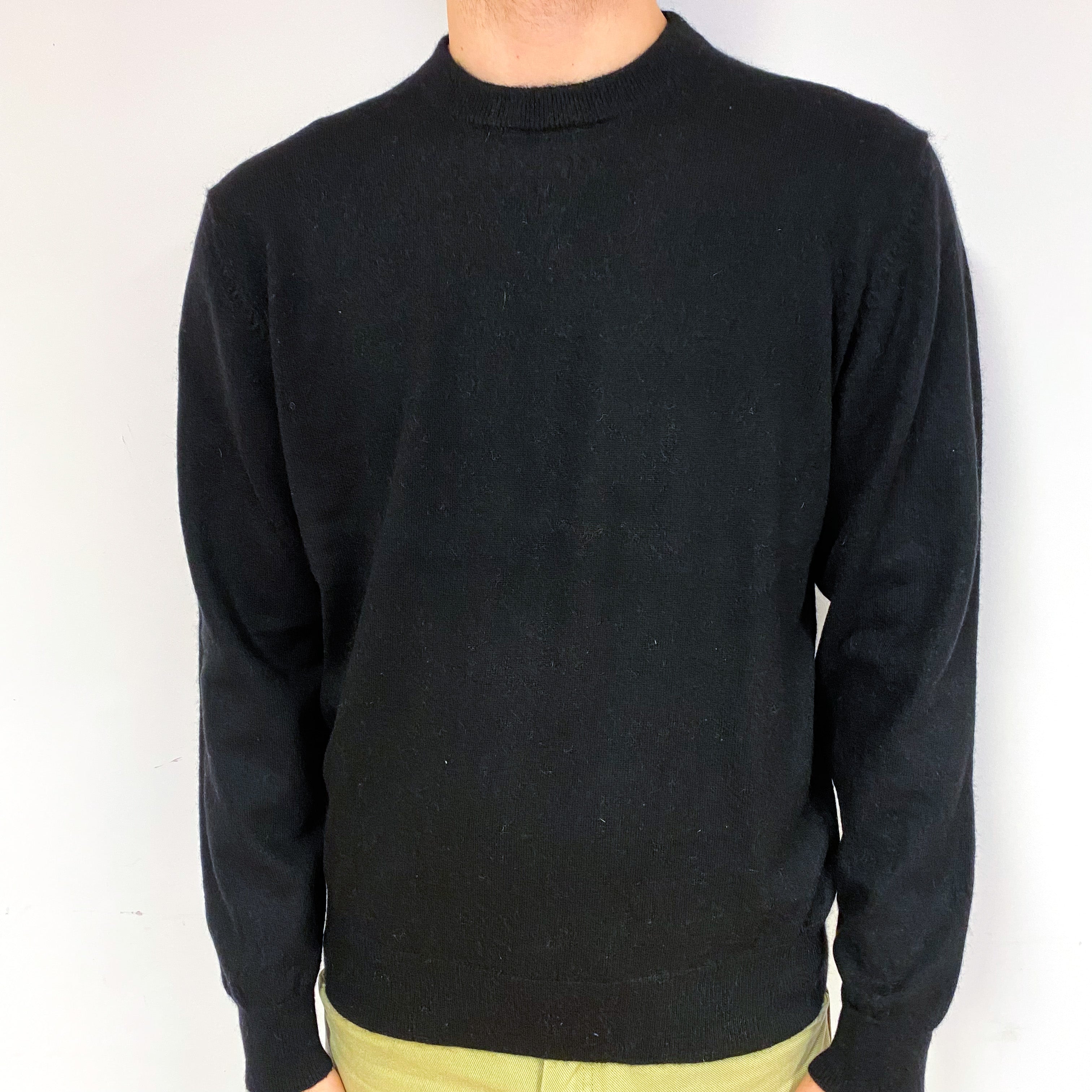 Men's Black Cashmere Crew Neck Jumper Large