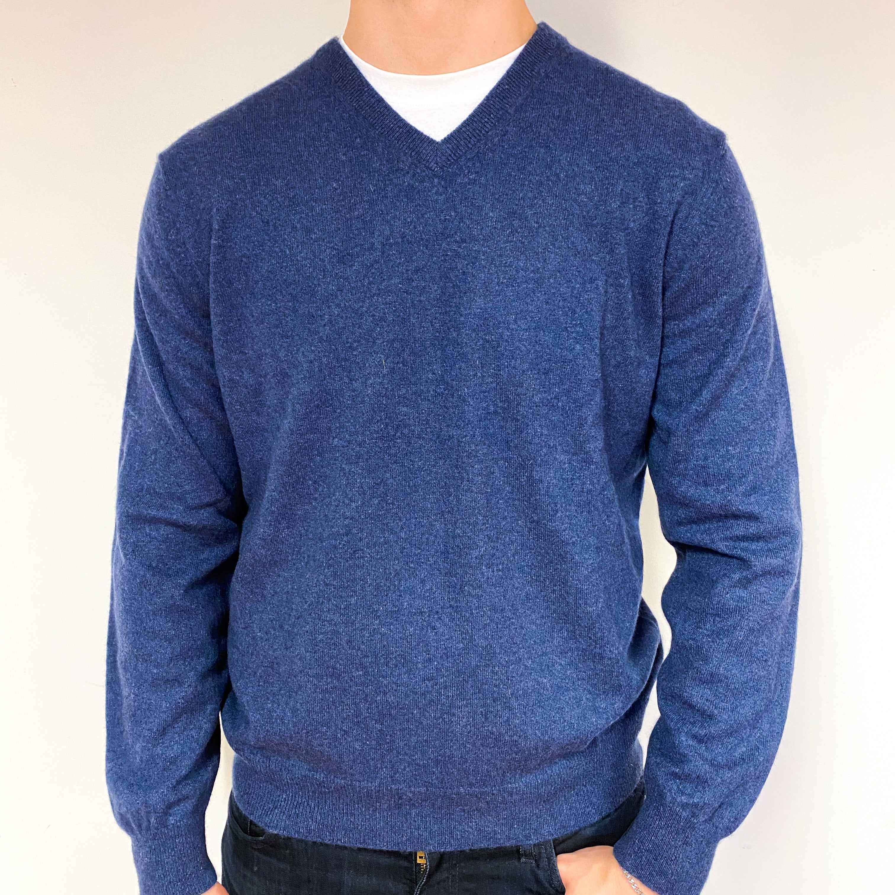 Men's Naval Blue Cashmere V-Neck Jumper Extra Large
