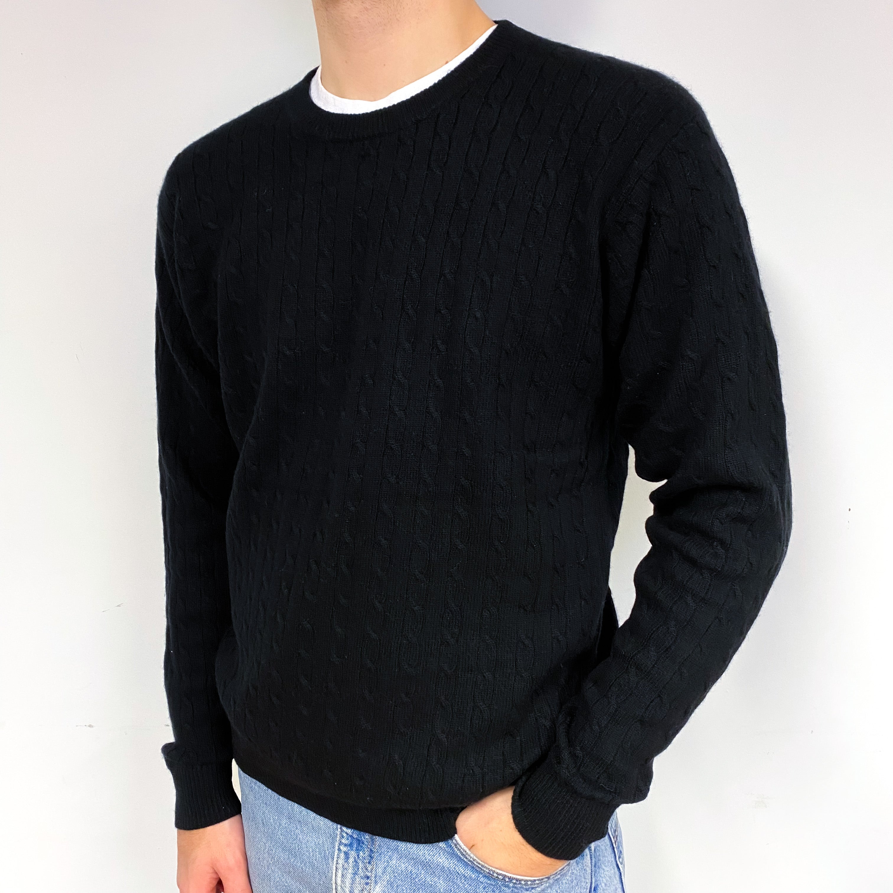 Men's Vintage Black Cable Cashmere Crew Neck Jumper Medium