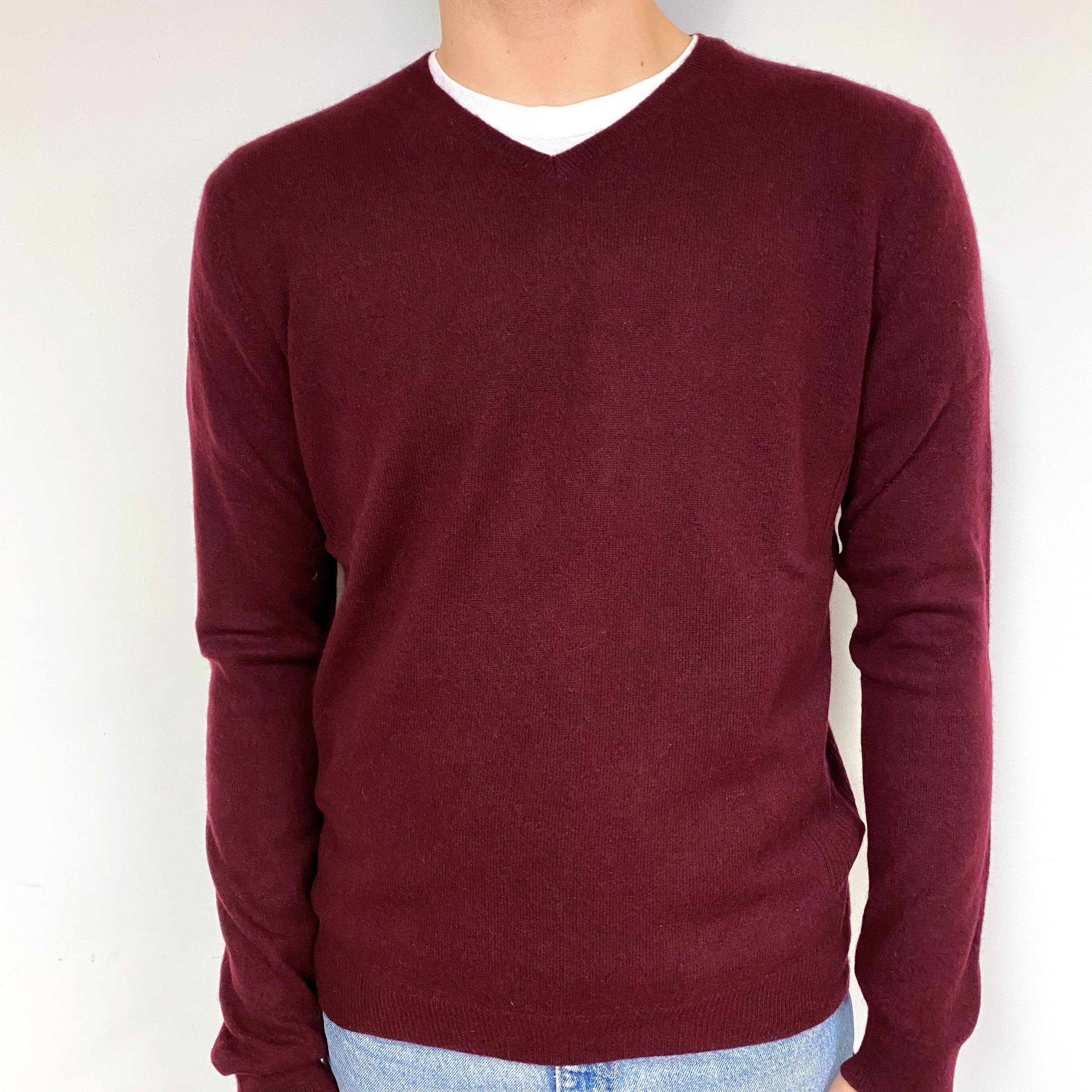 Men's Burgundy Red Cashmere V-Neck Jumper Large
