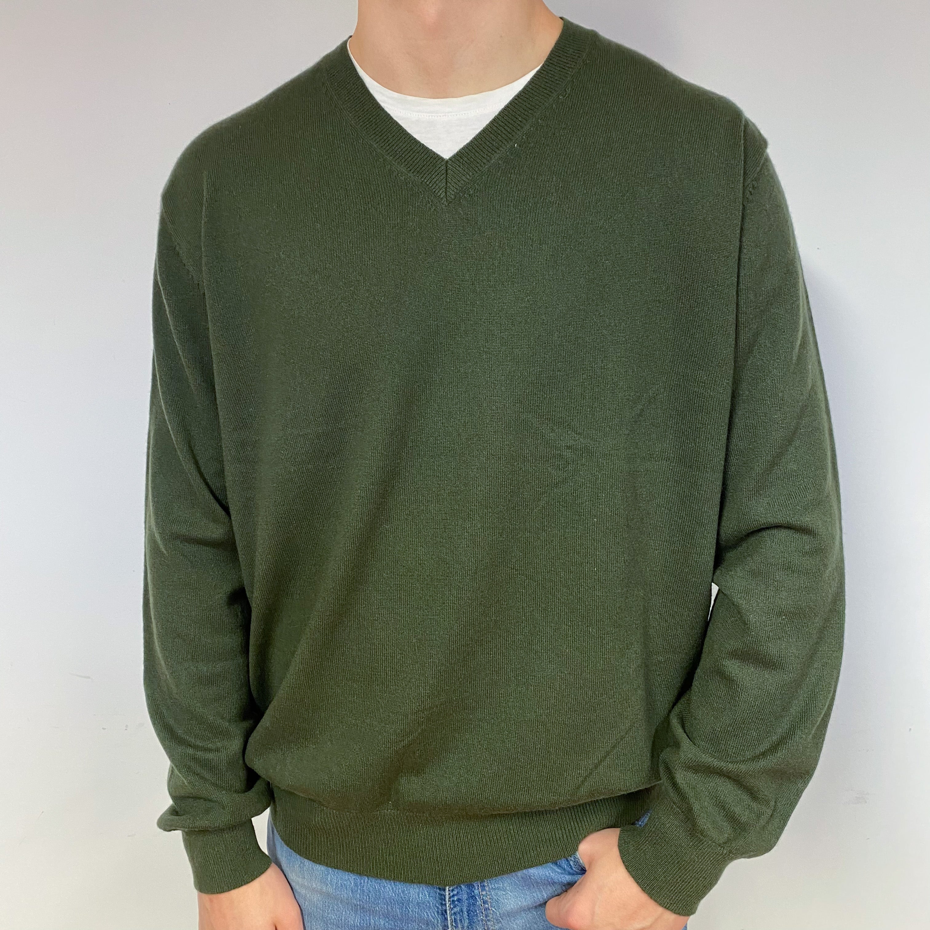 Men's Seaweed Green Cashmere V-Neck Jumper XXLarge