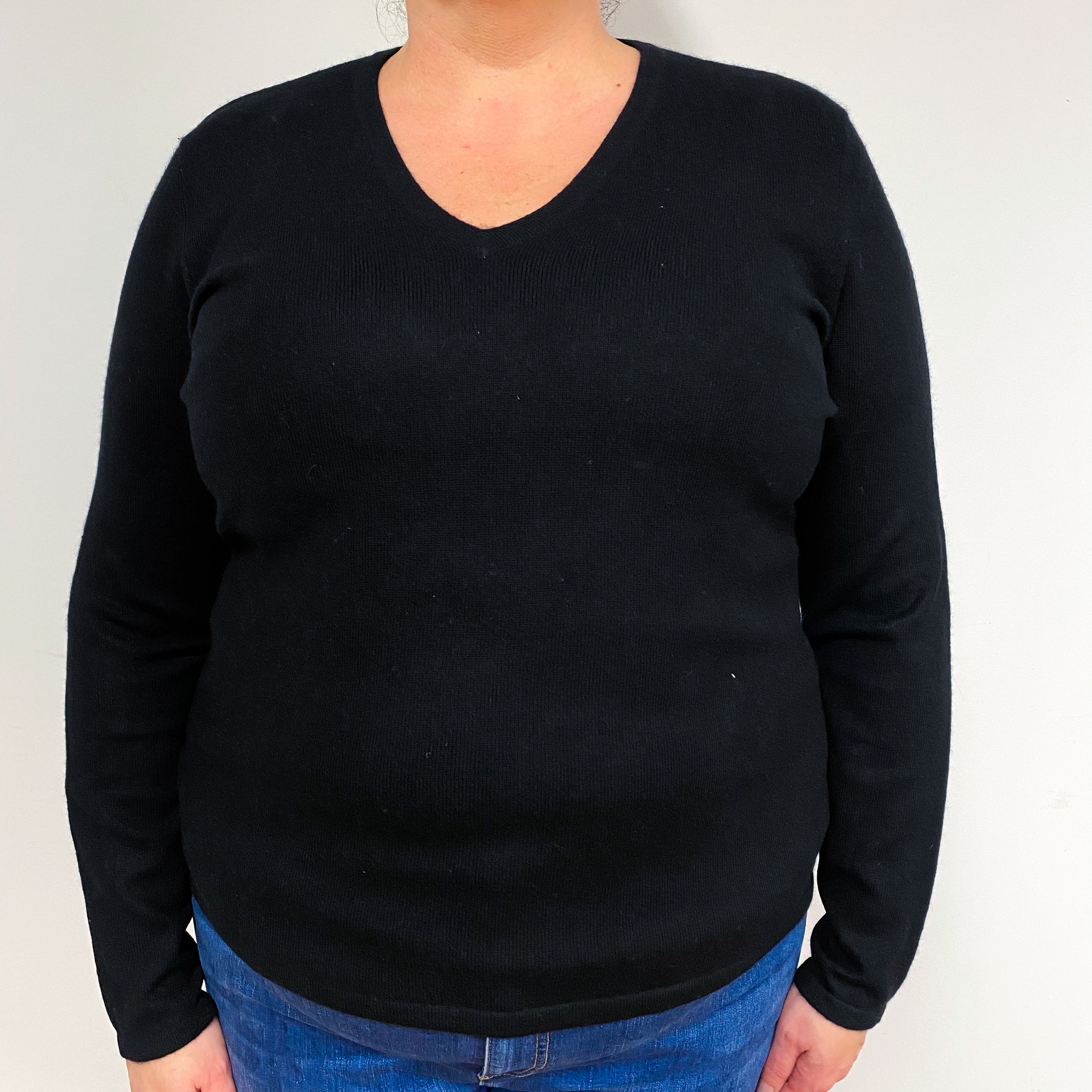 Black Cashmere V-Neck Jumper Extra Large