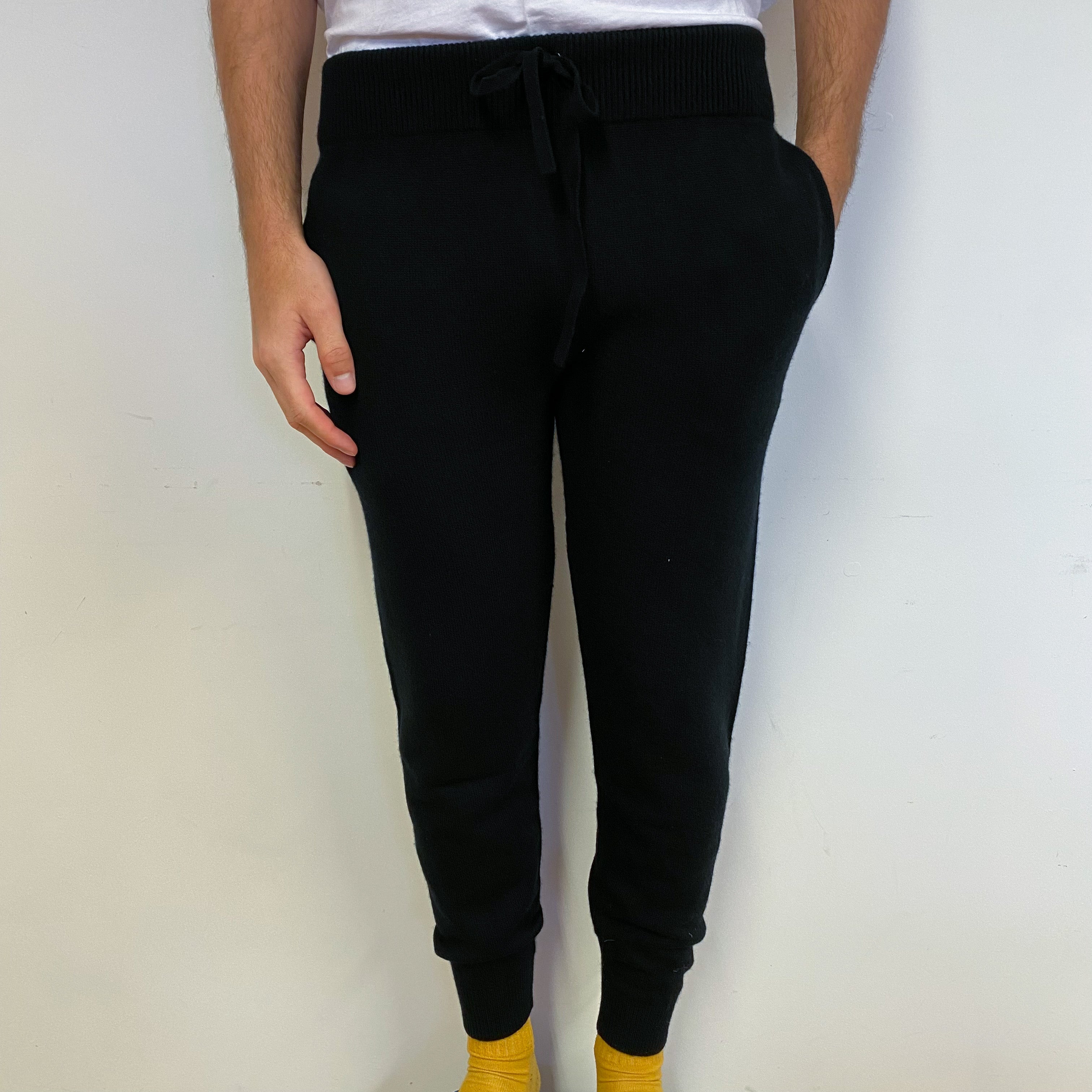 Men’s Luxury Brand New Scottish Black Lounge Pants Medium