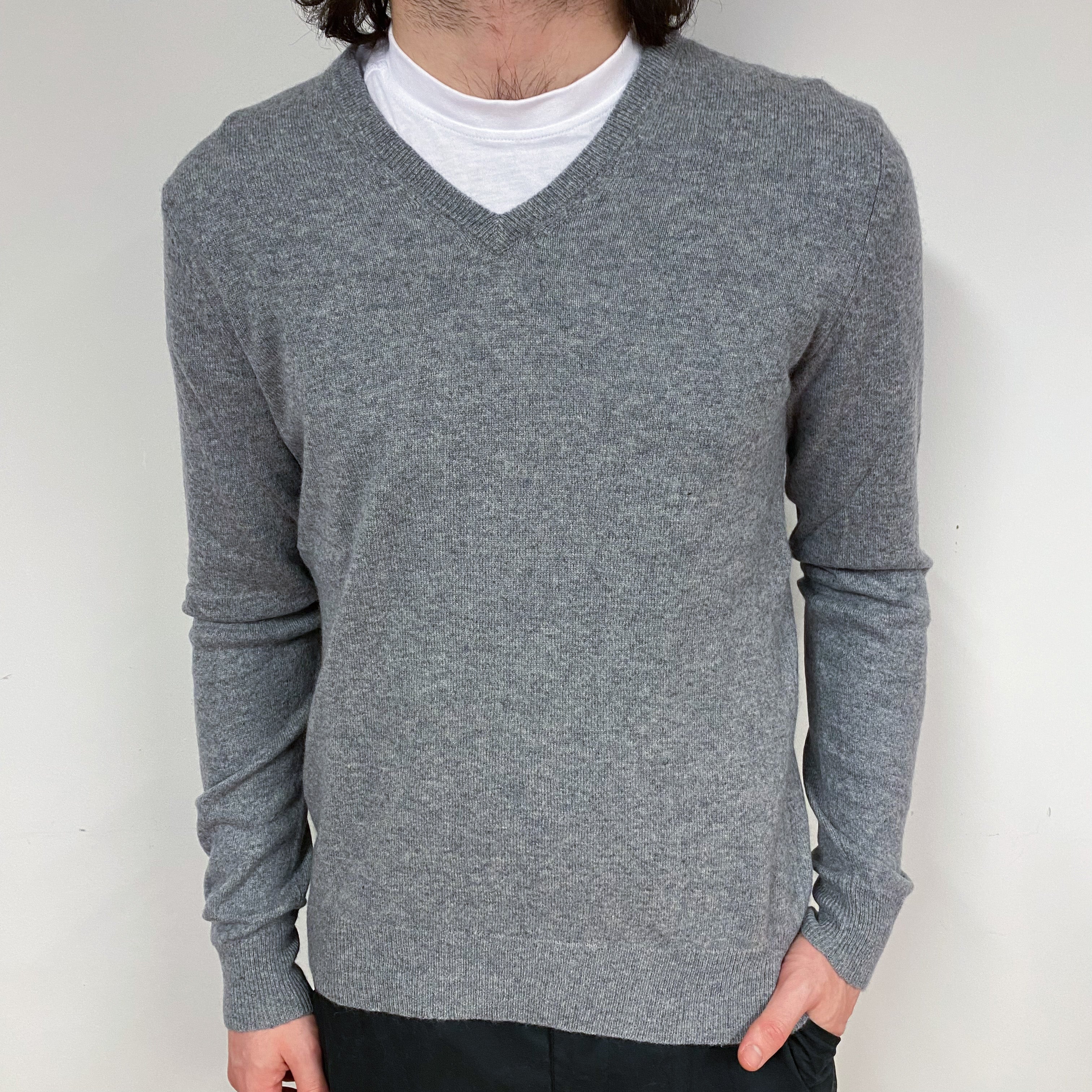 Men’s Ash Grey Cashmere V-Neck Jumper Small