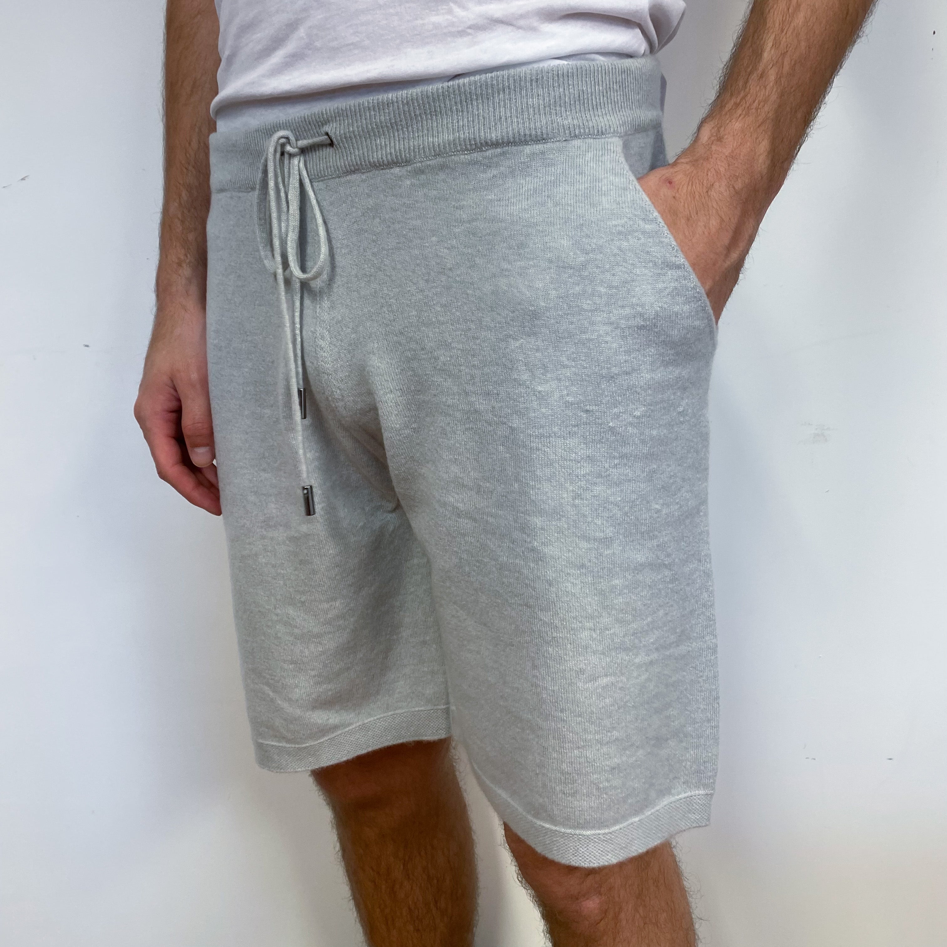Men’s Brand New Scottish Frost Grey Lounge Shorts XL