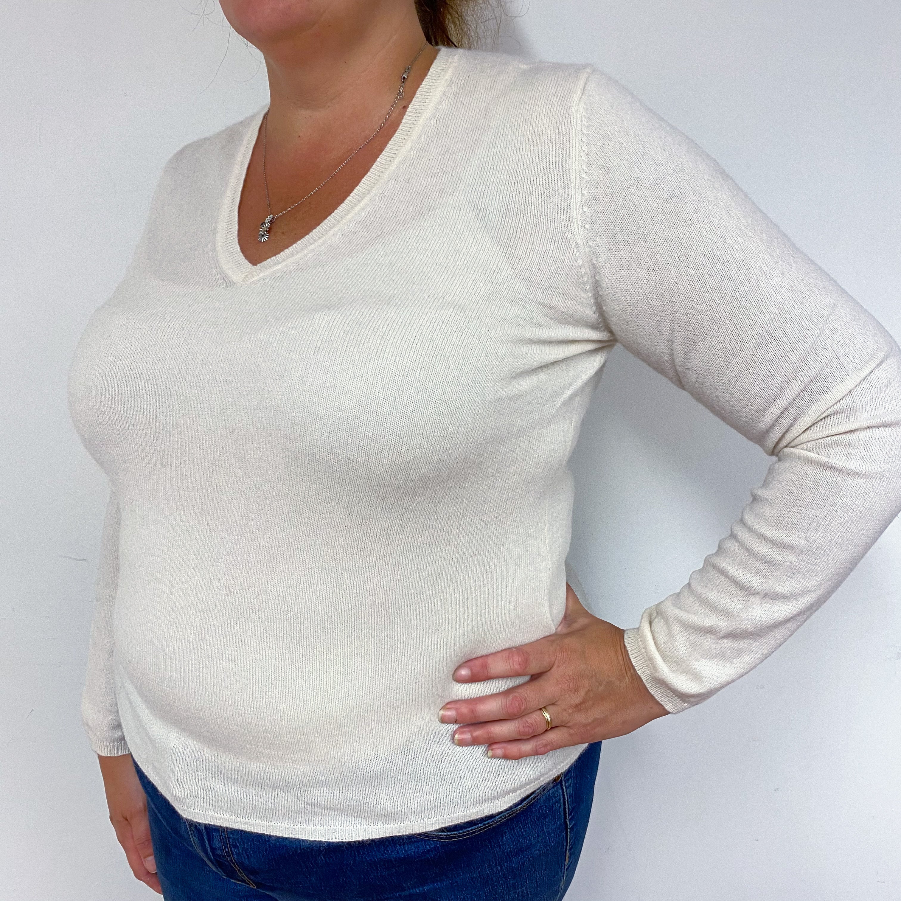 Ivory V Neck Jumper Extra  Large