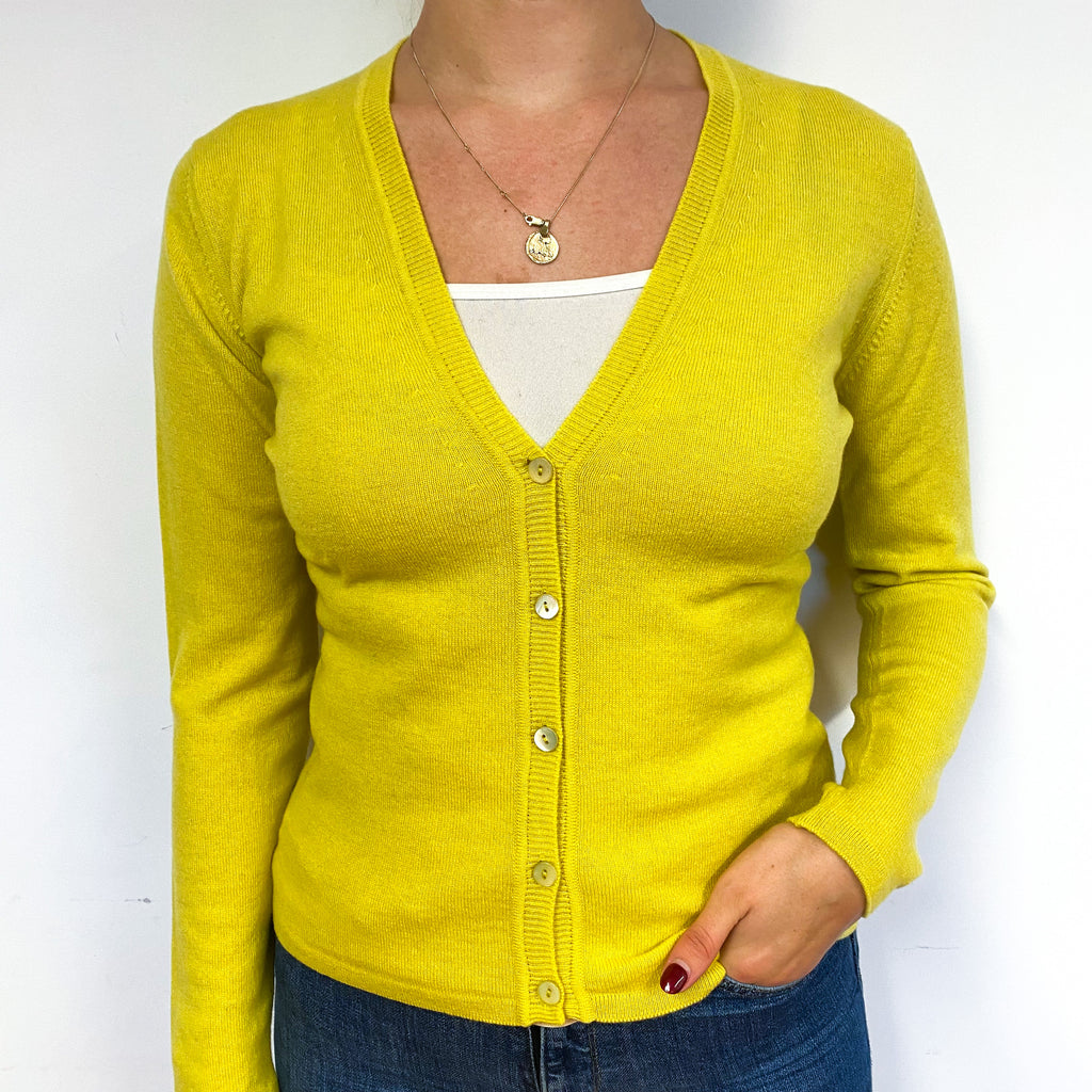 Brand New Scottish Citrine Yellow V Neck Cardigan Small