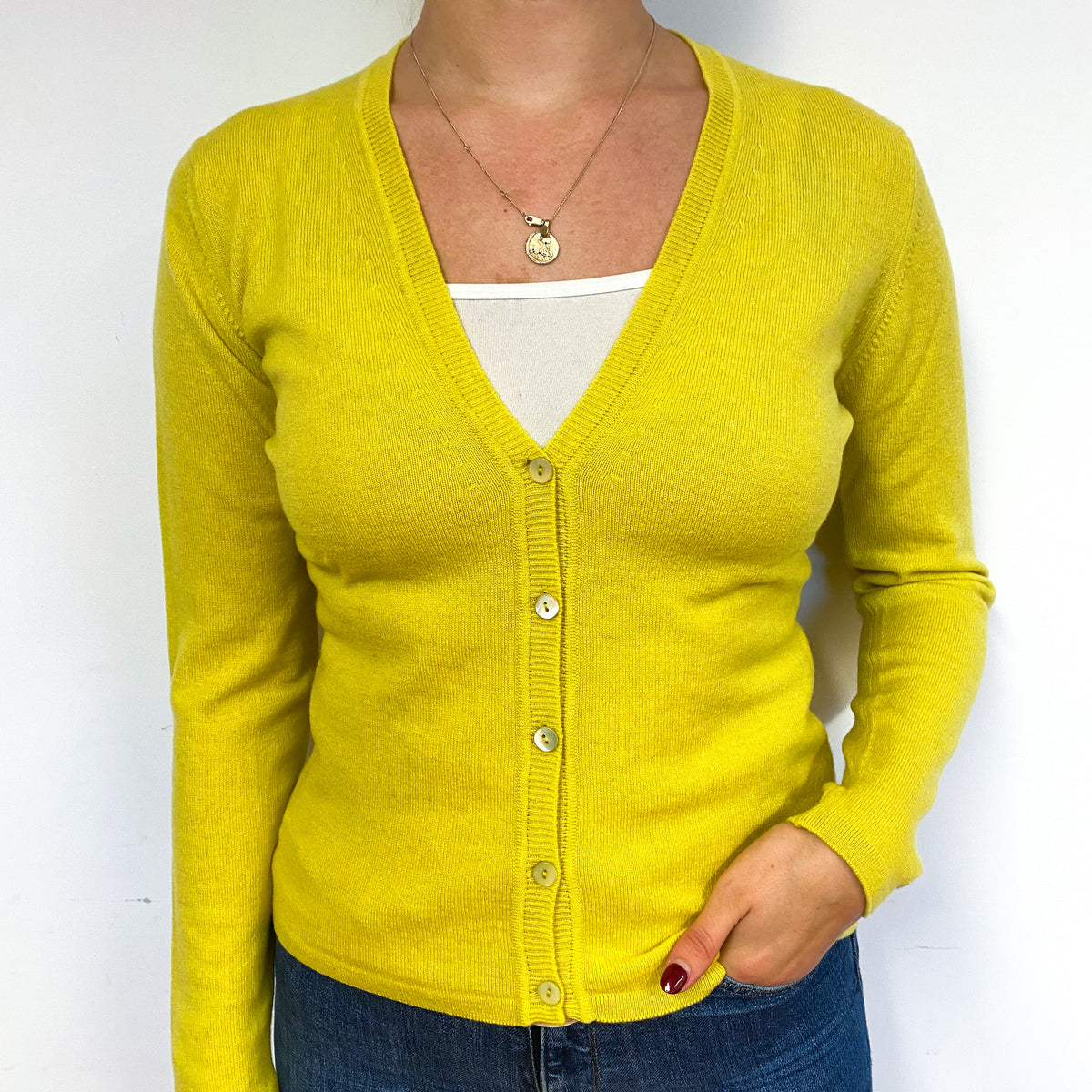 Brand New Scottish Citrine Yellow V Neck Cardigan Small