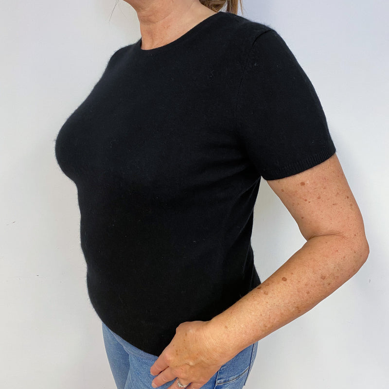 Black Short Sleeved Crew Neck Jumper Large