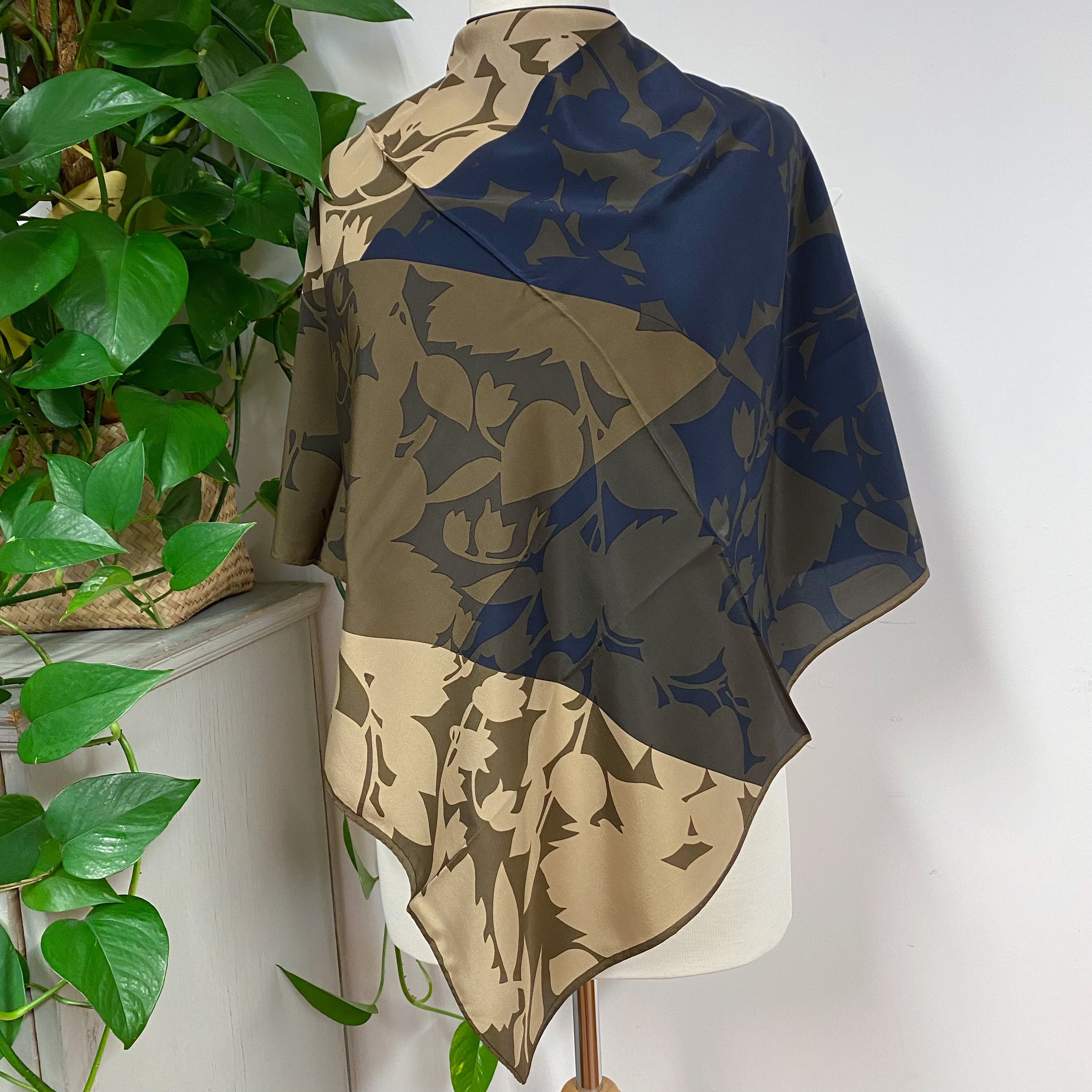 Leaf Design Crepe Silk Scarf