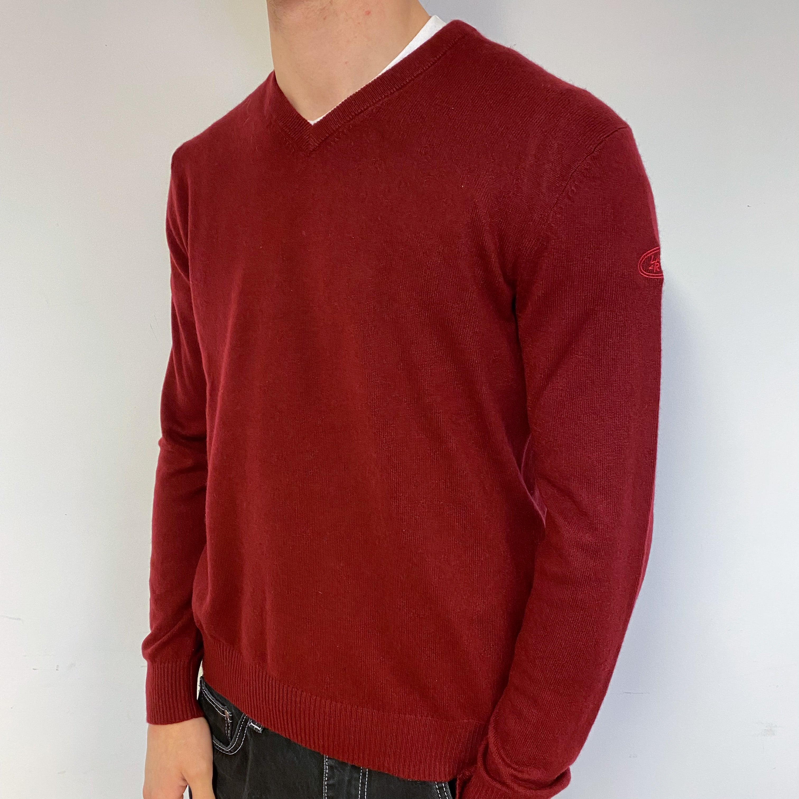 Men’s Burgundy Red Cashmere V-Neck Jumper Medium