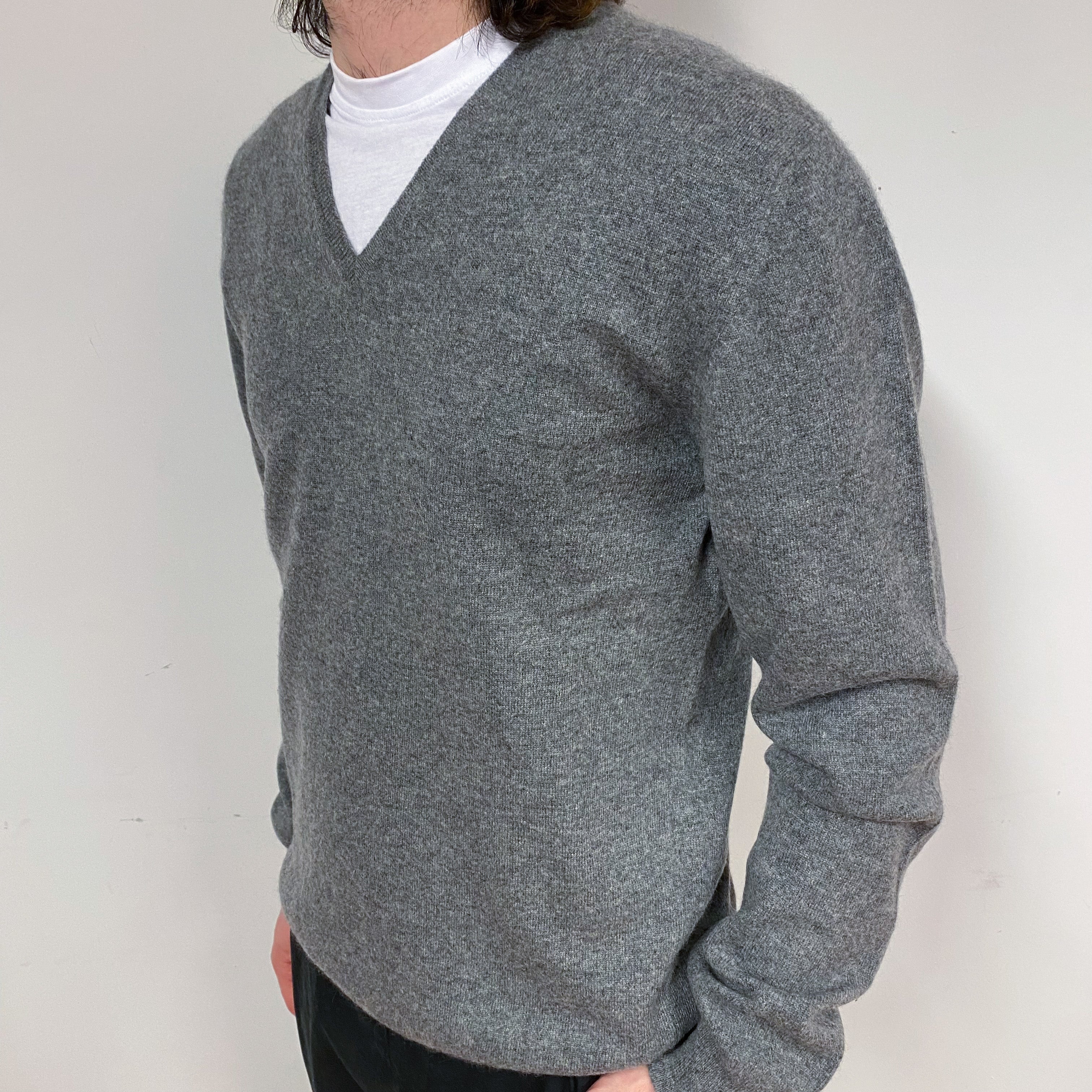 Men’s Steel Grey Cashmere V-Neck Jumper Small