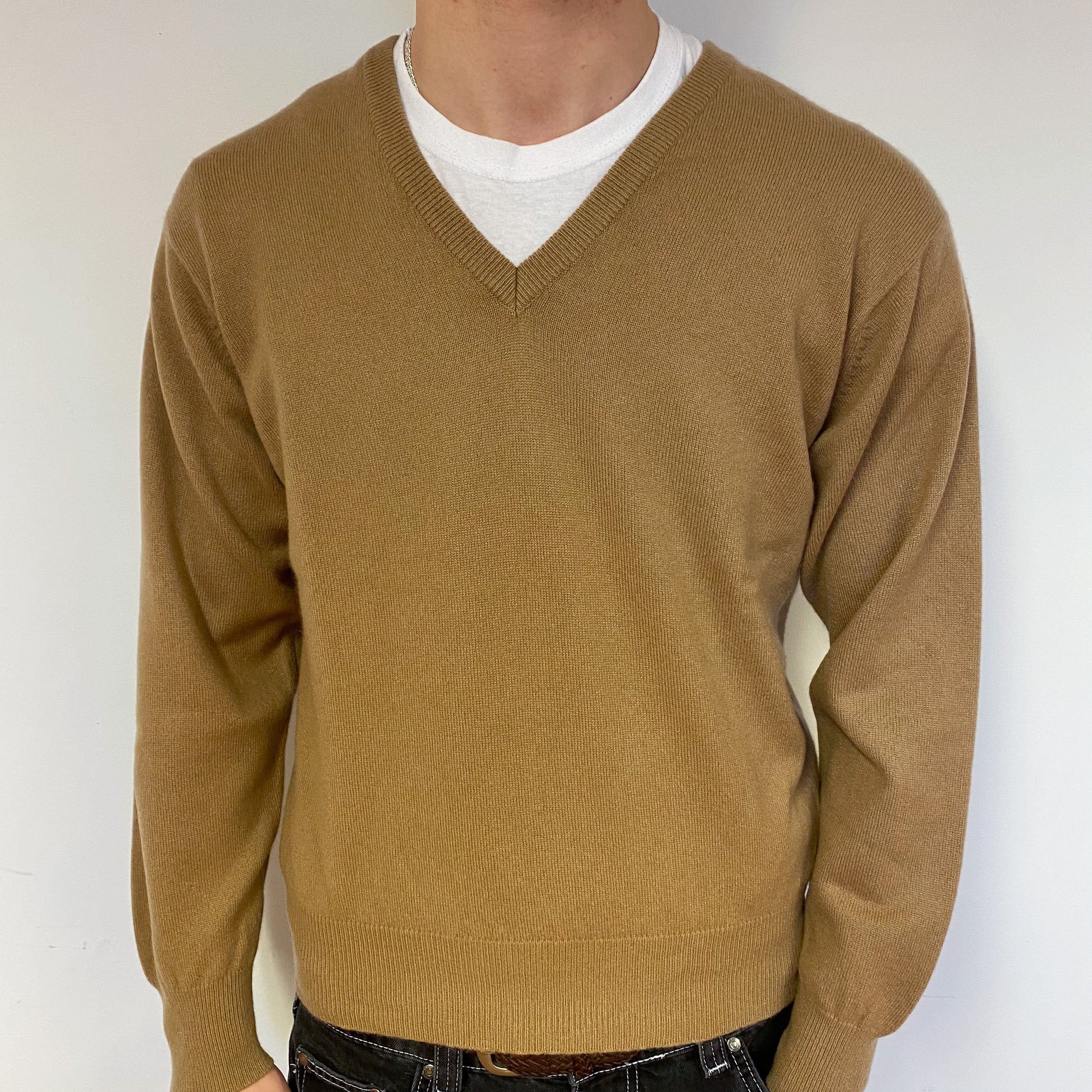 Men’s Camel Brown Cashmere V-Neck Jumper Medium