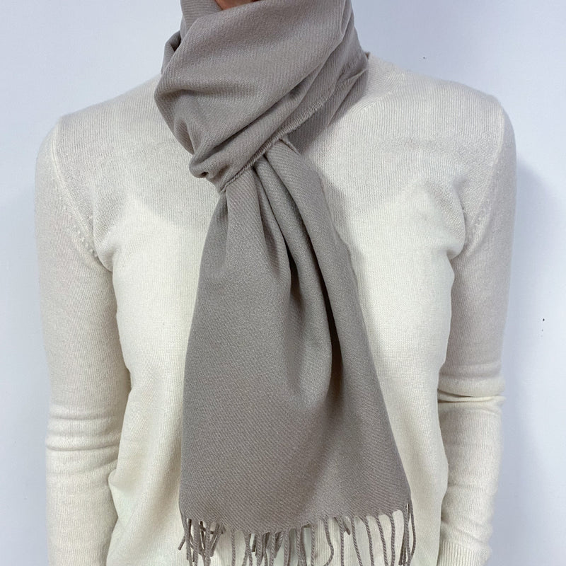 Brand New Scottish Woven Cashmere Scarf Pale Taupe