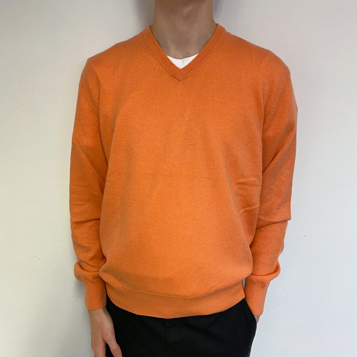 Men’s Tangerine V Neck Jumper Large