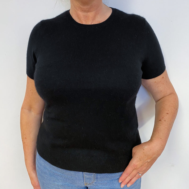 Black Short Sleeved Crew Neck Jumper Large