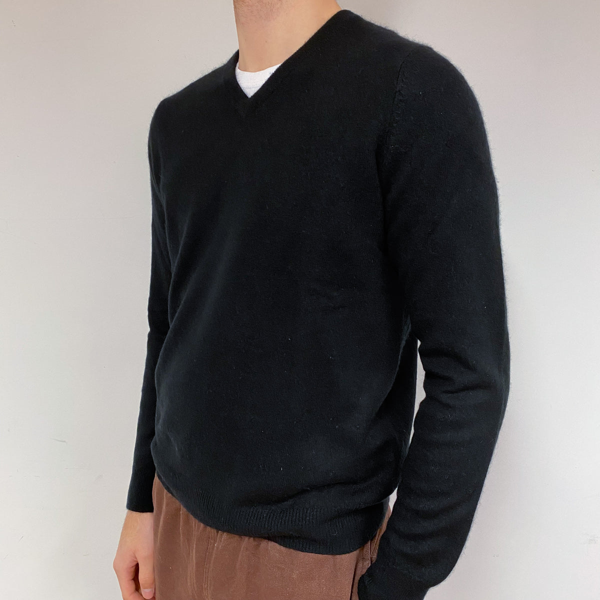 Men’s Black V-Neck Jumper Medium