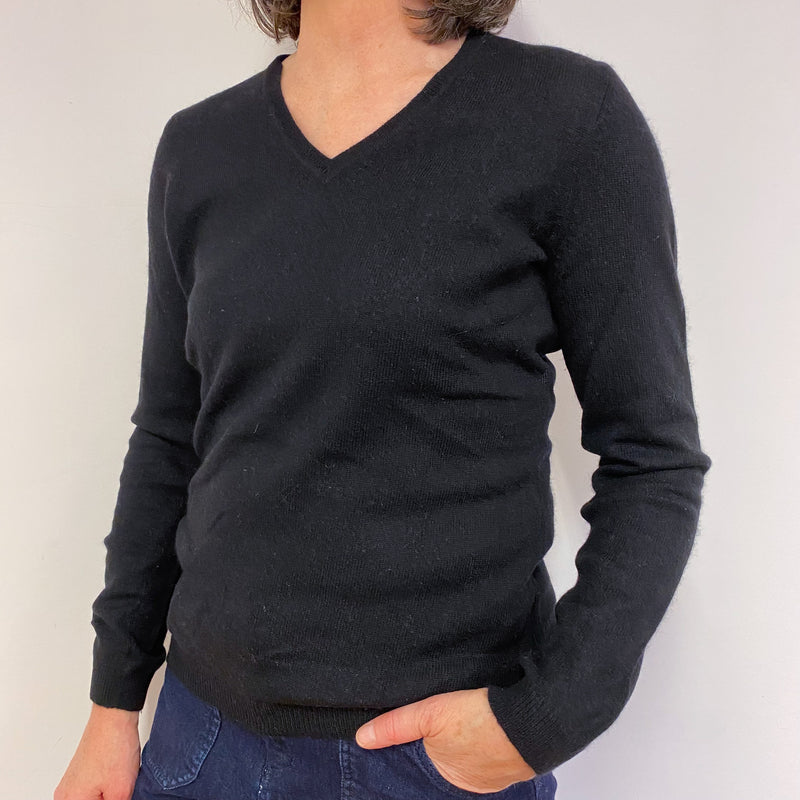 Classic Black V Neck Jumper Medium