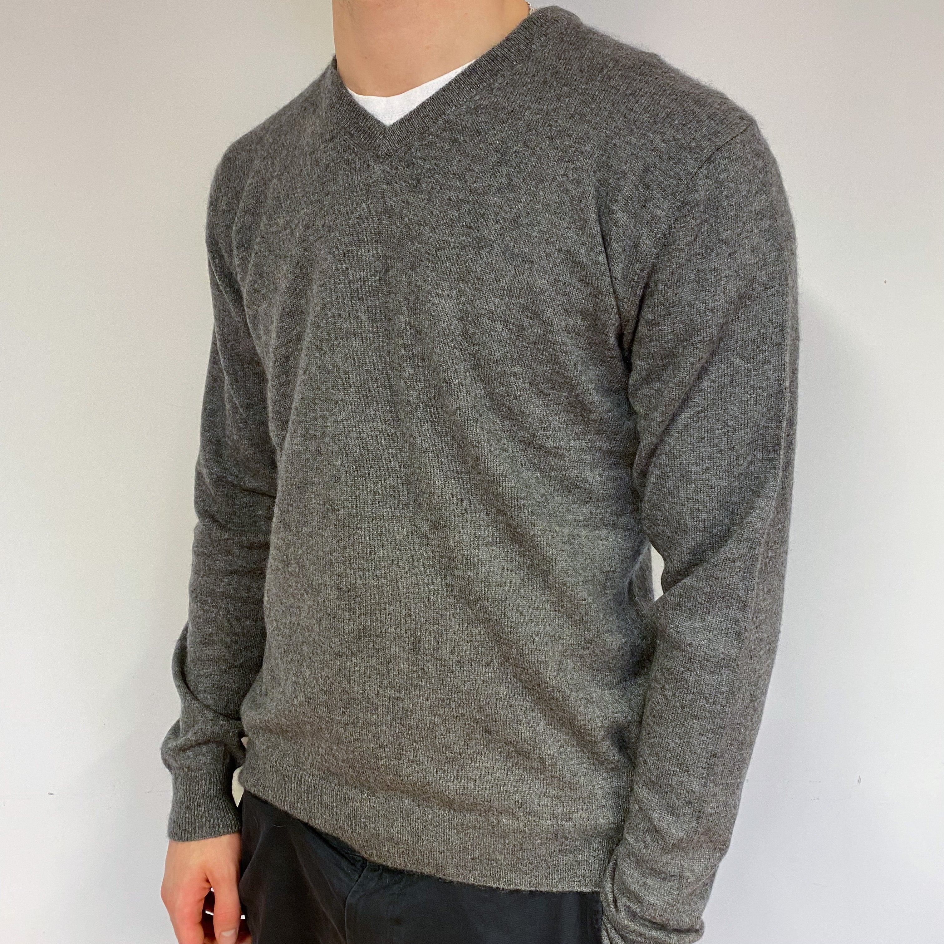 Men's Slate Grey Cashmere V-Neck Jumper Medium