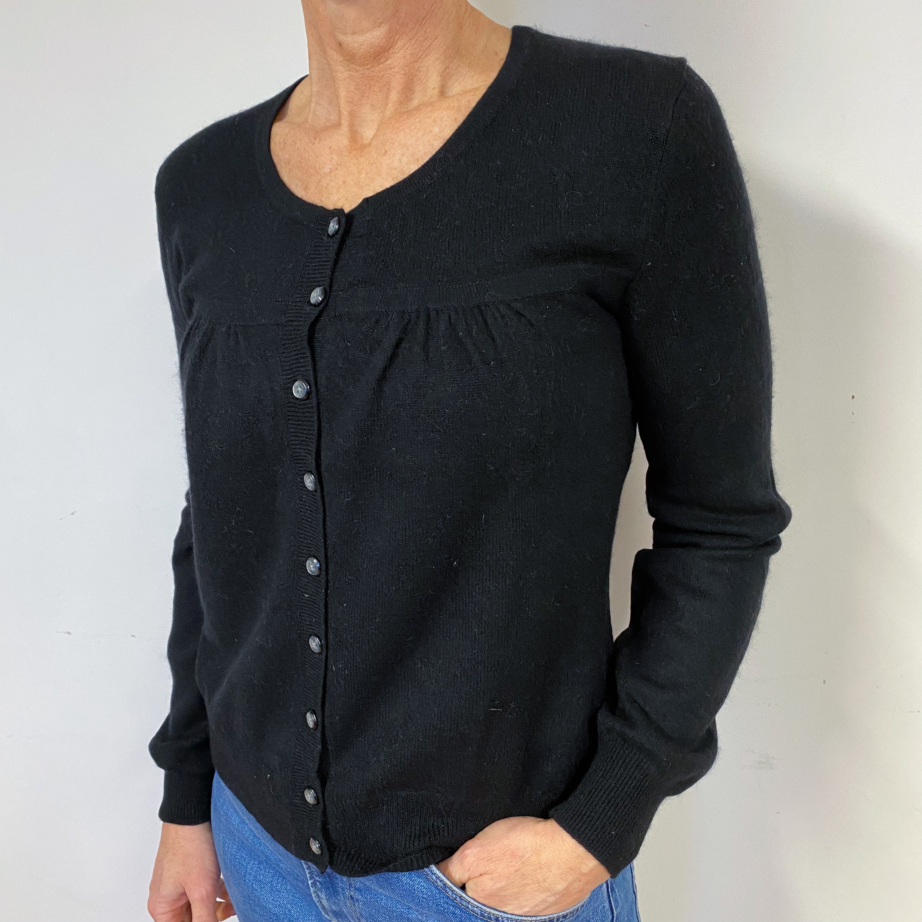 Black Cashmere Crew Neck Cardigan Medium