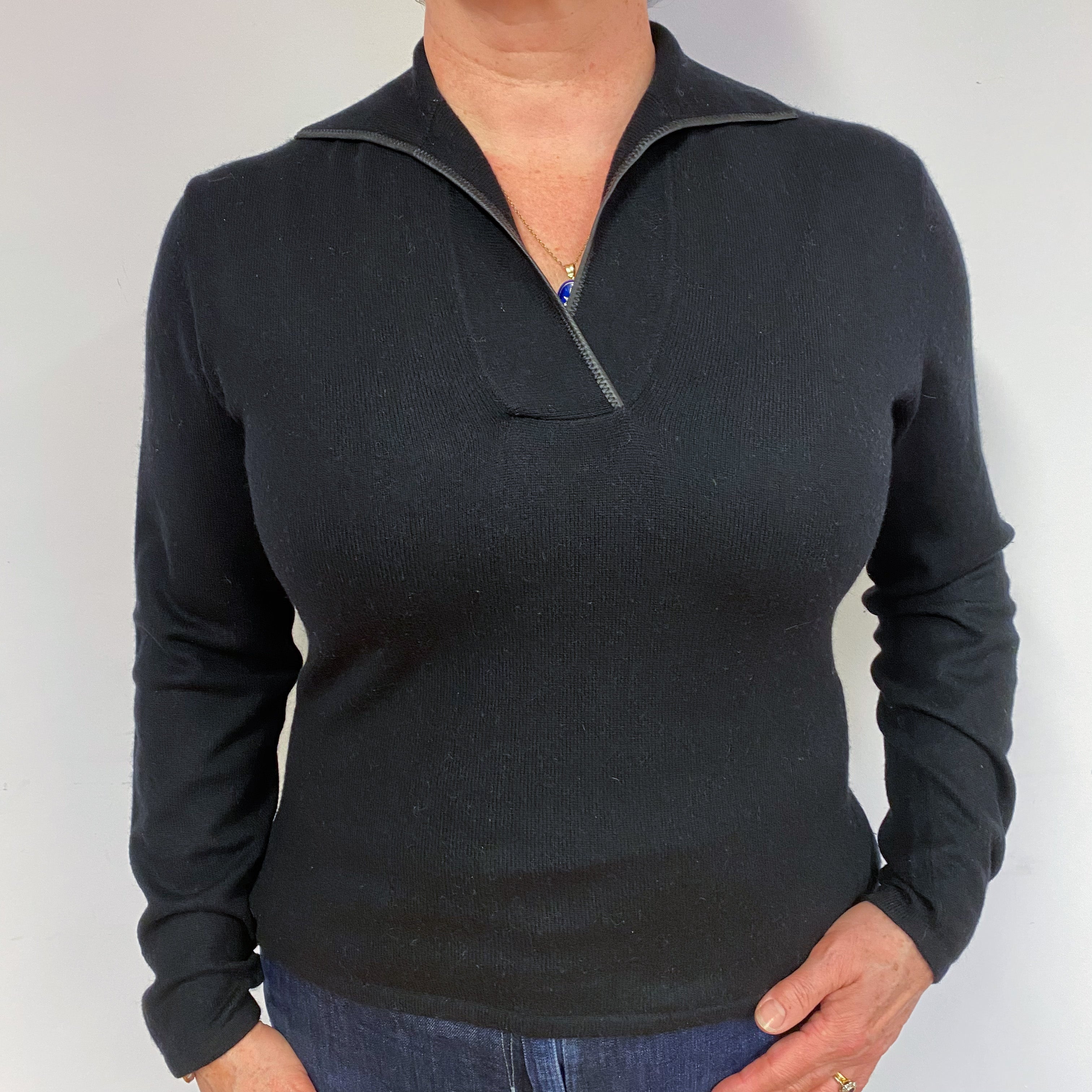 Black Collared Cashmere V-Neck Jumper Large