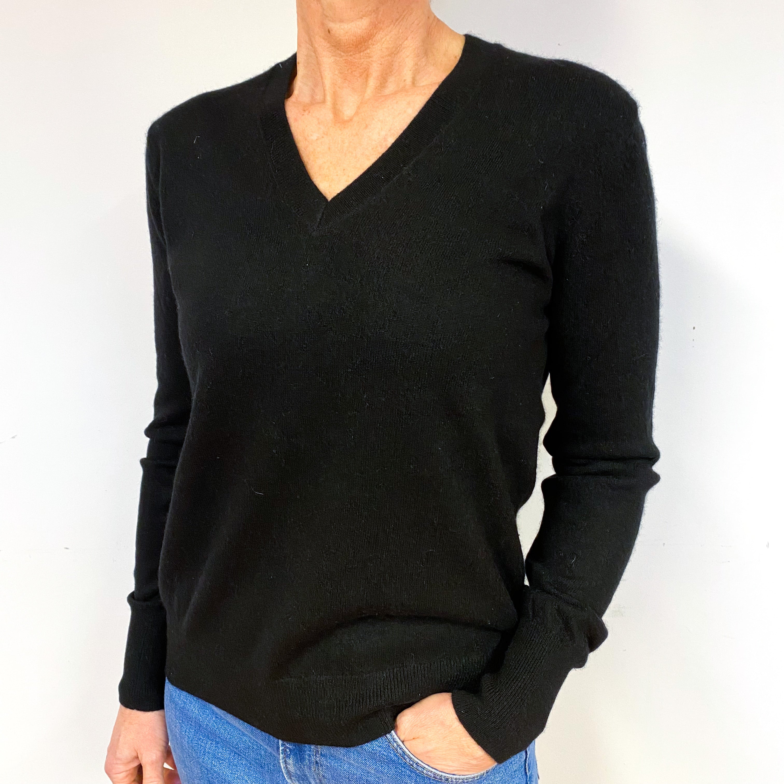 Black Cashmere V-Neck Jumper Medium