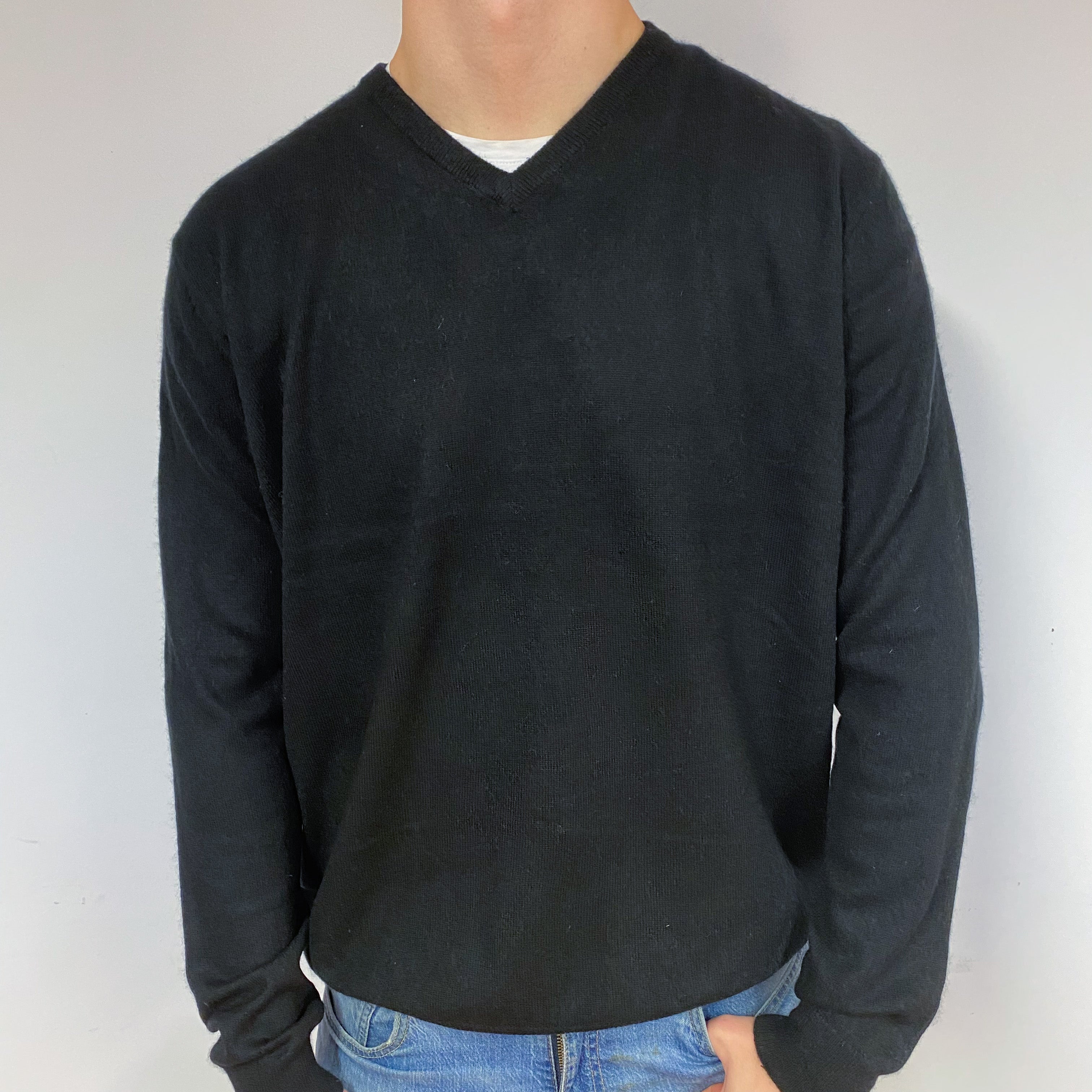 Men's Black Cashmere V-Neck Jumper Extra Extra Large