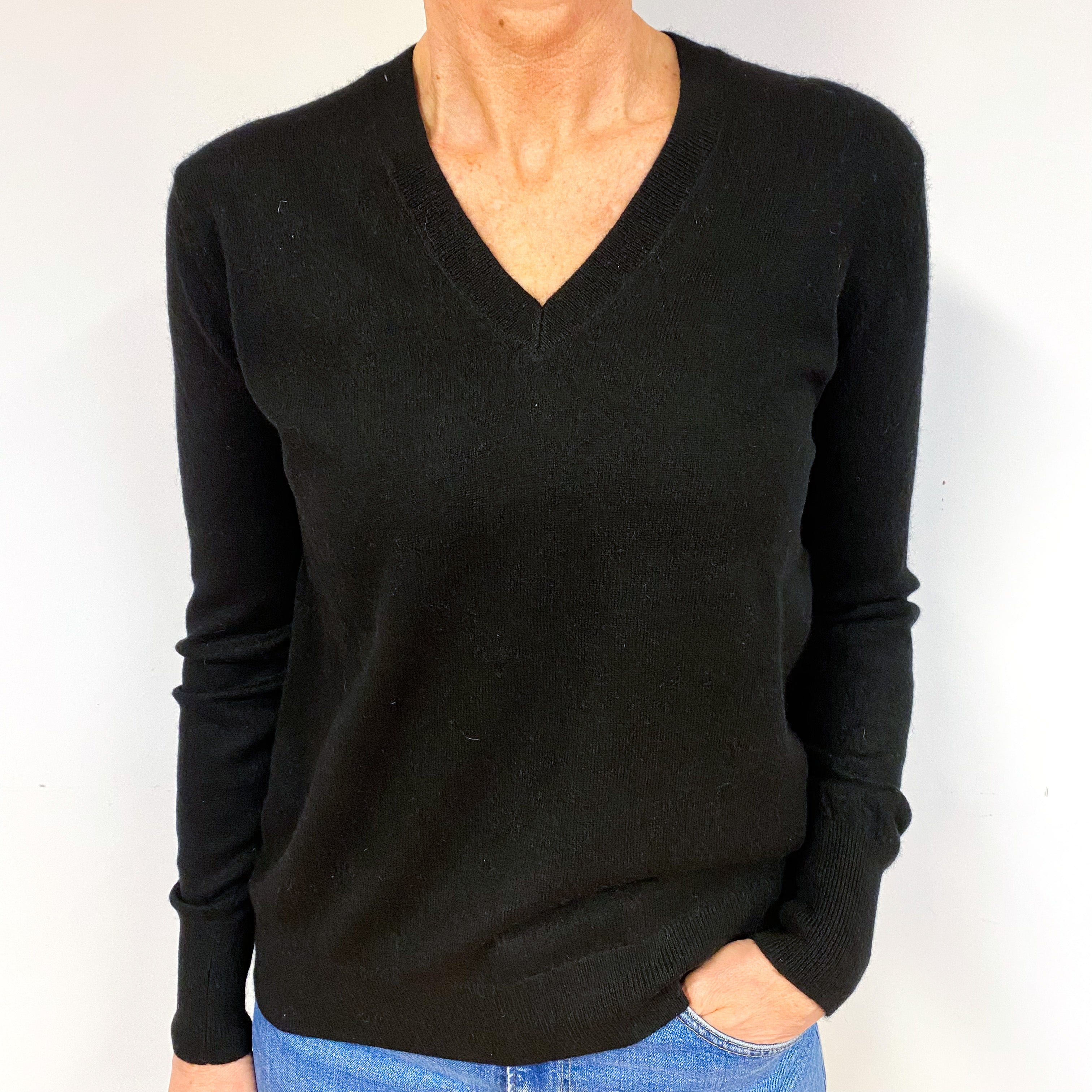 Black Cashmere V-Neck Jumper Medium