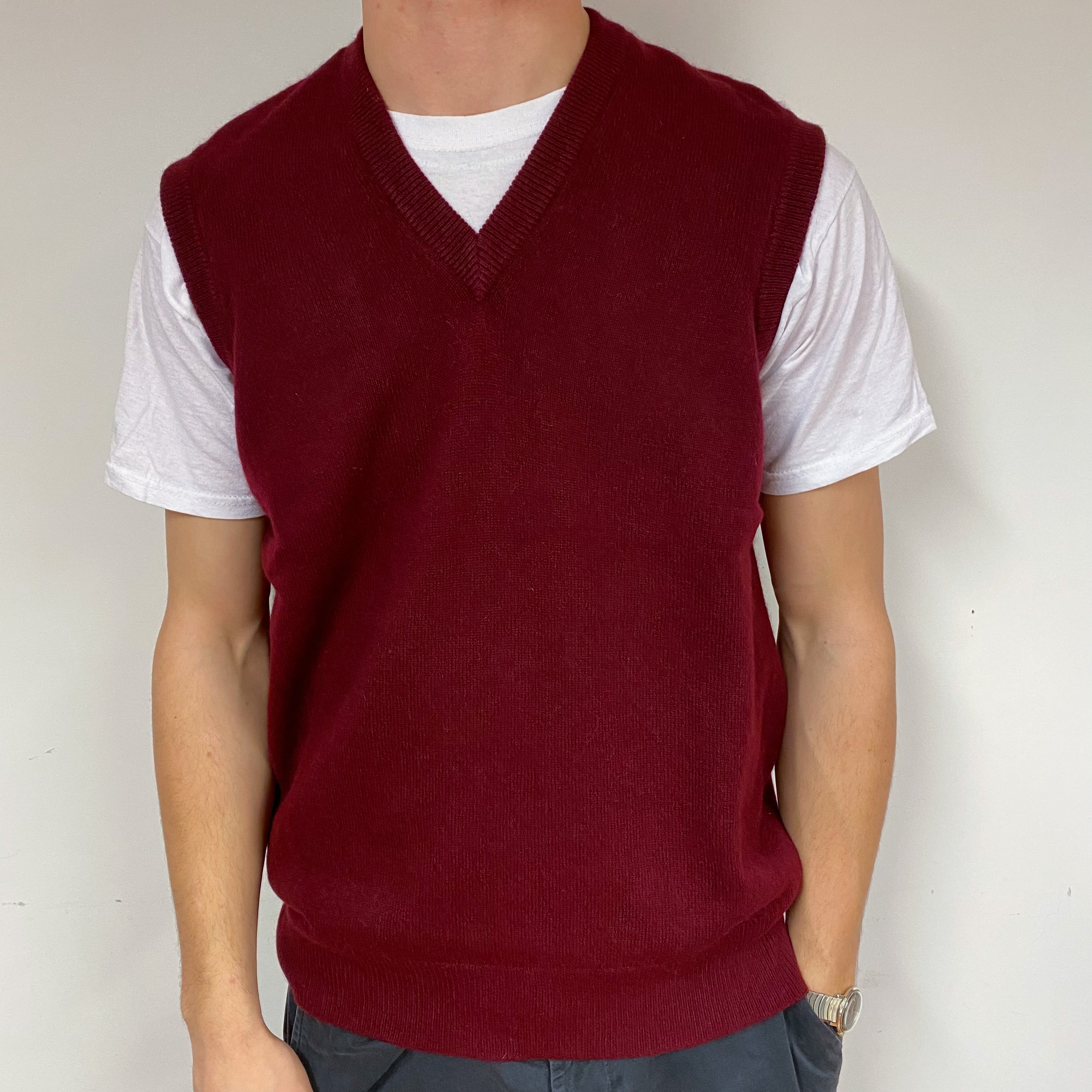 Men's Cashmere Wine Vintage Scottish V-Neck Sleeveless Jumper Large