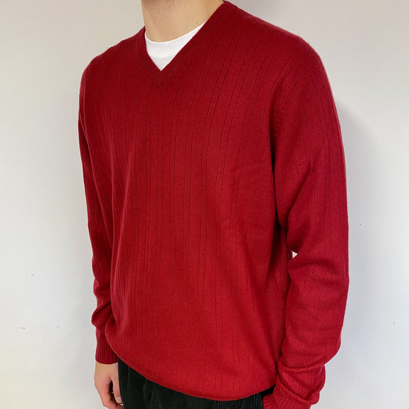 Men's Crimson Red Cashmere V-Neck Jumper Large