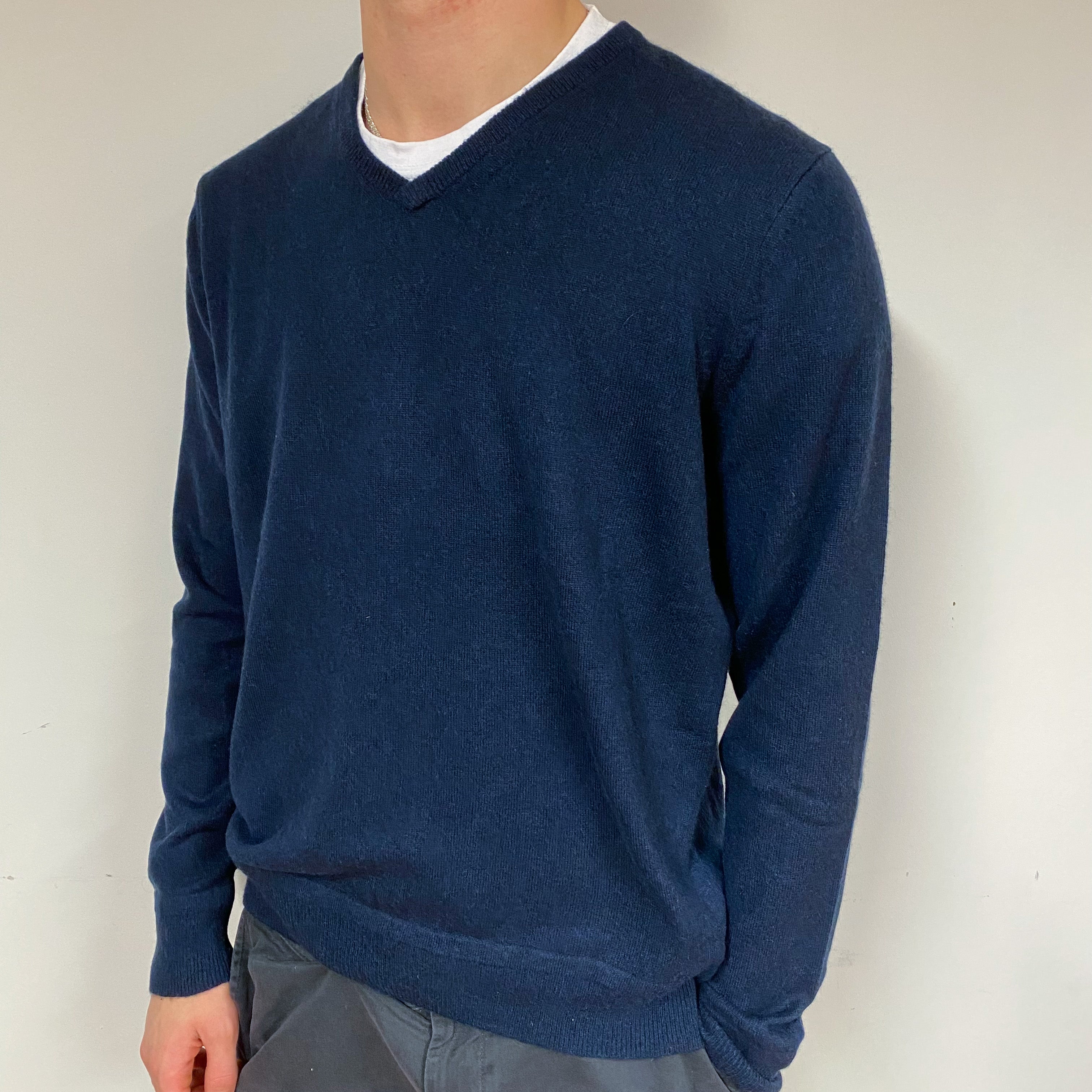 Men's Navy Blue Cashmere V-Neck Jumper Large