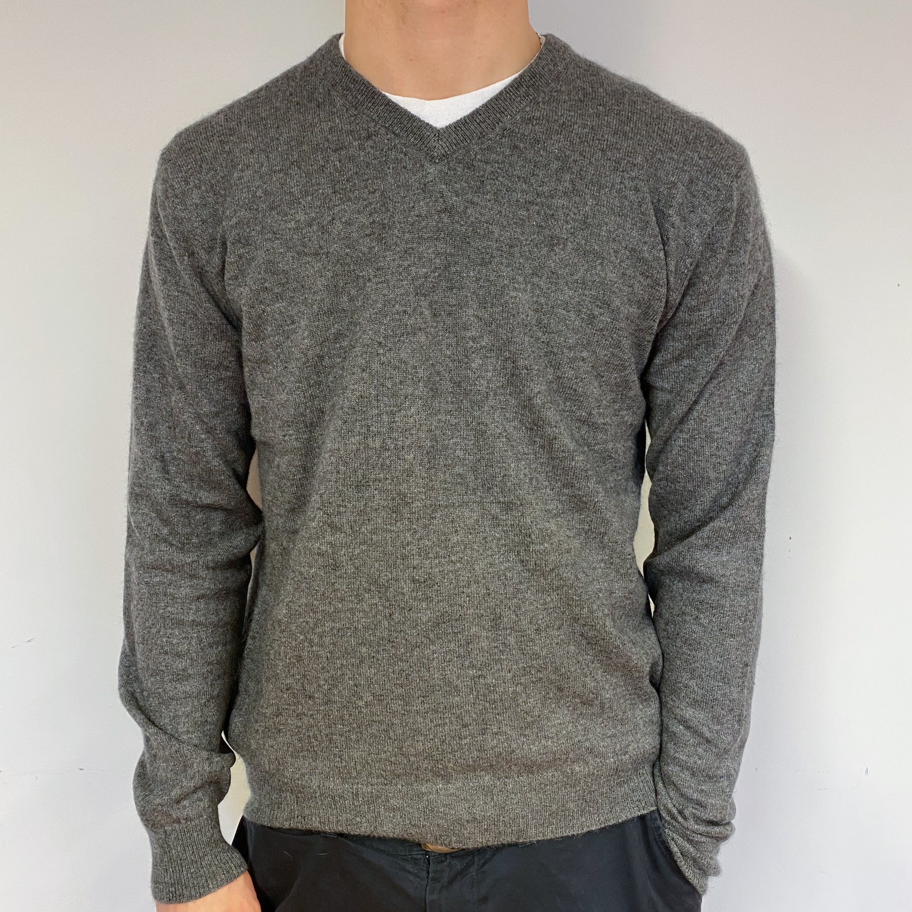 Men's Slate Grey Cashmere V-Neck Jumper Medium